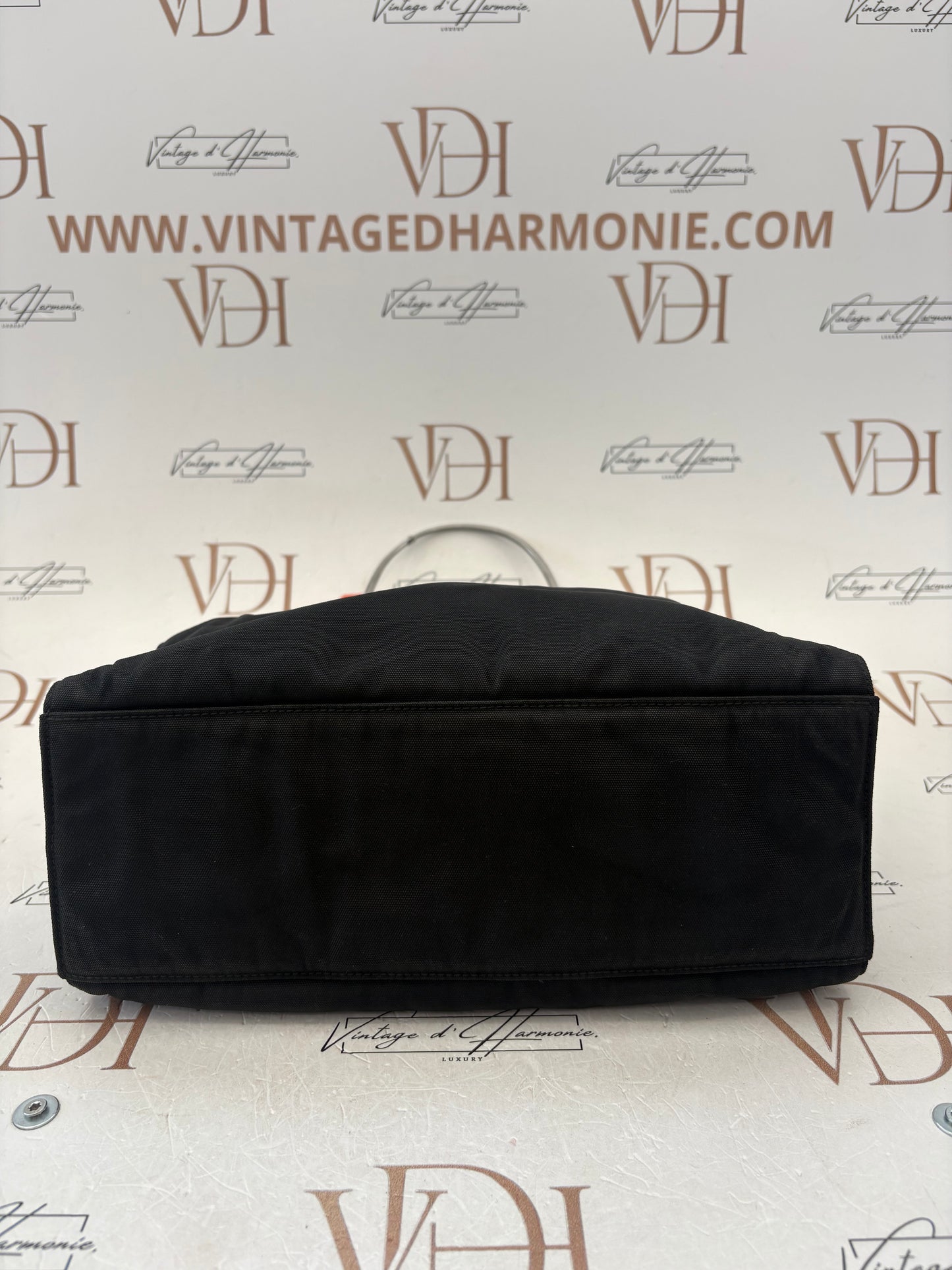 383874 - Gucci Black