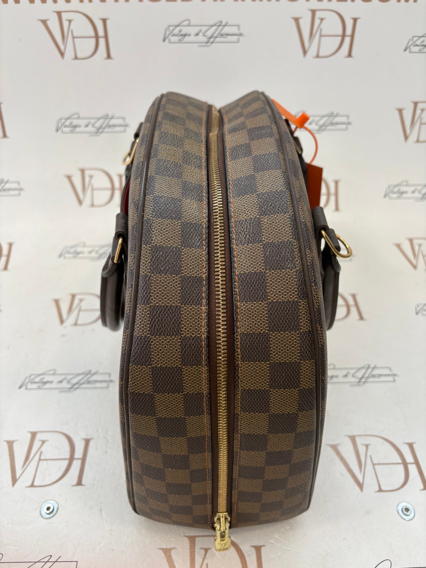 018778 - Louis Vuitton Nolita