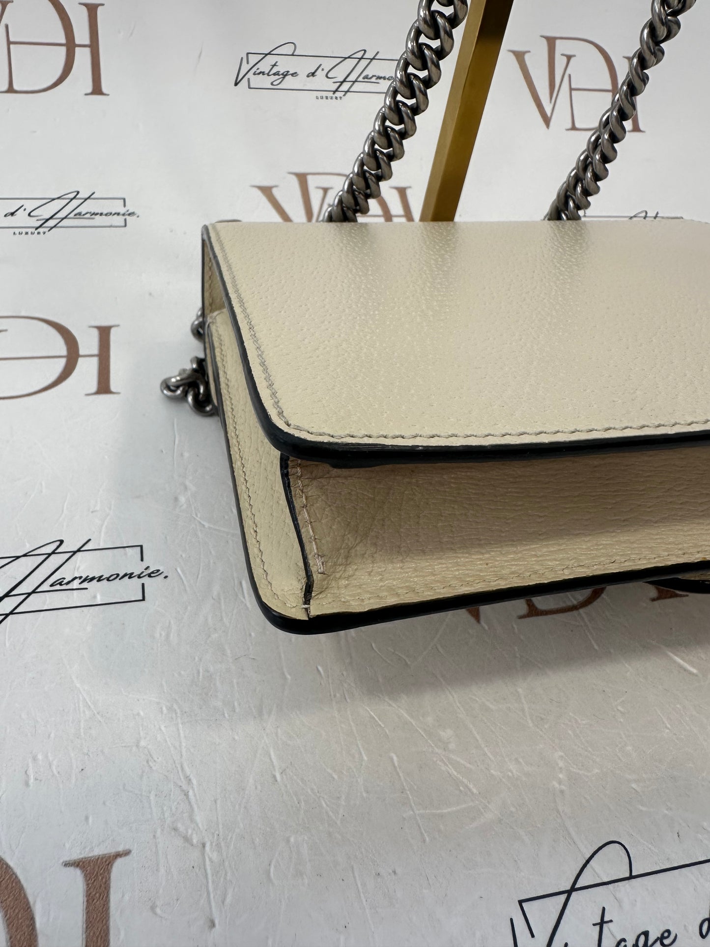 382470 - Gucci Dionysus