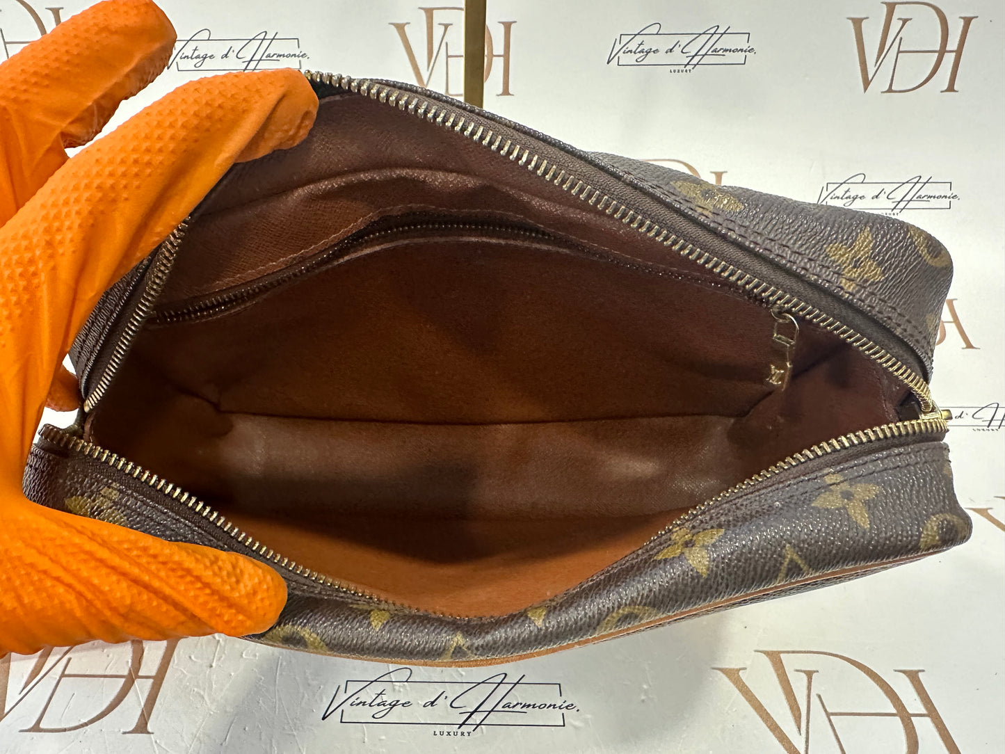 017792 - Louis Vuitton Trocadero 27