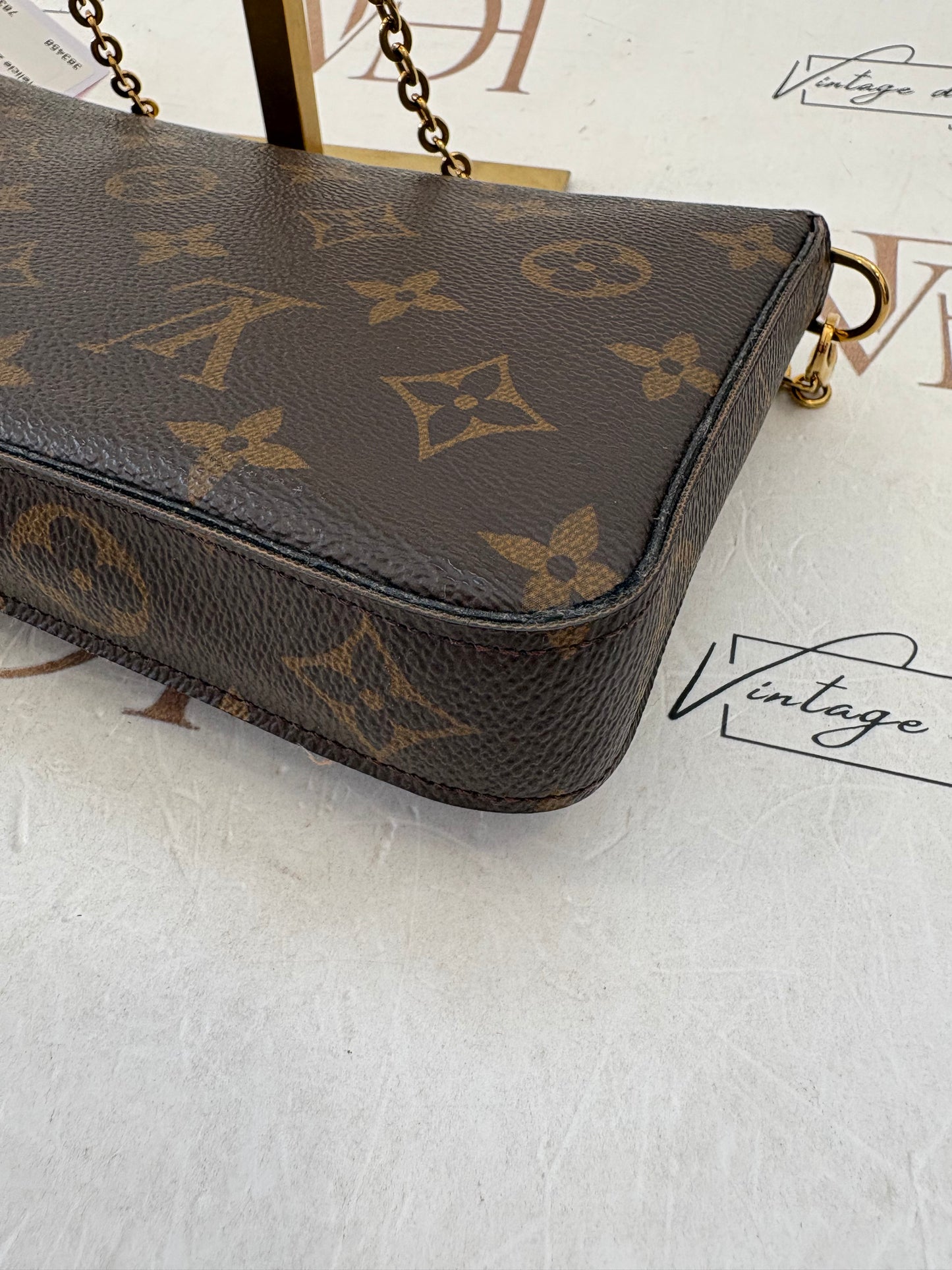 383458 - Louis Vuitton Felicie
