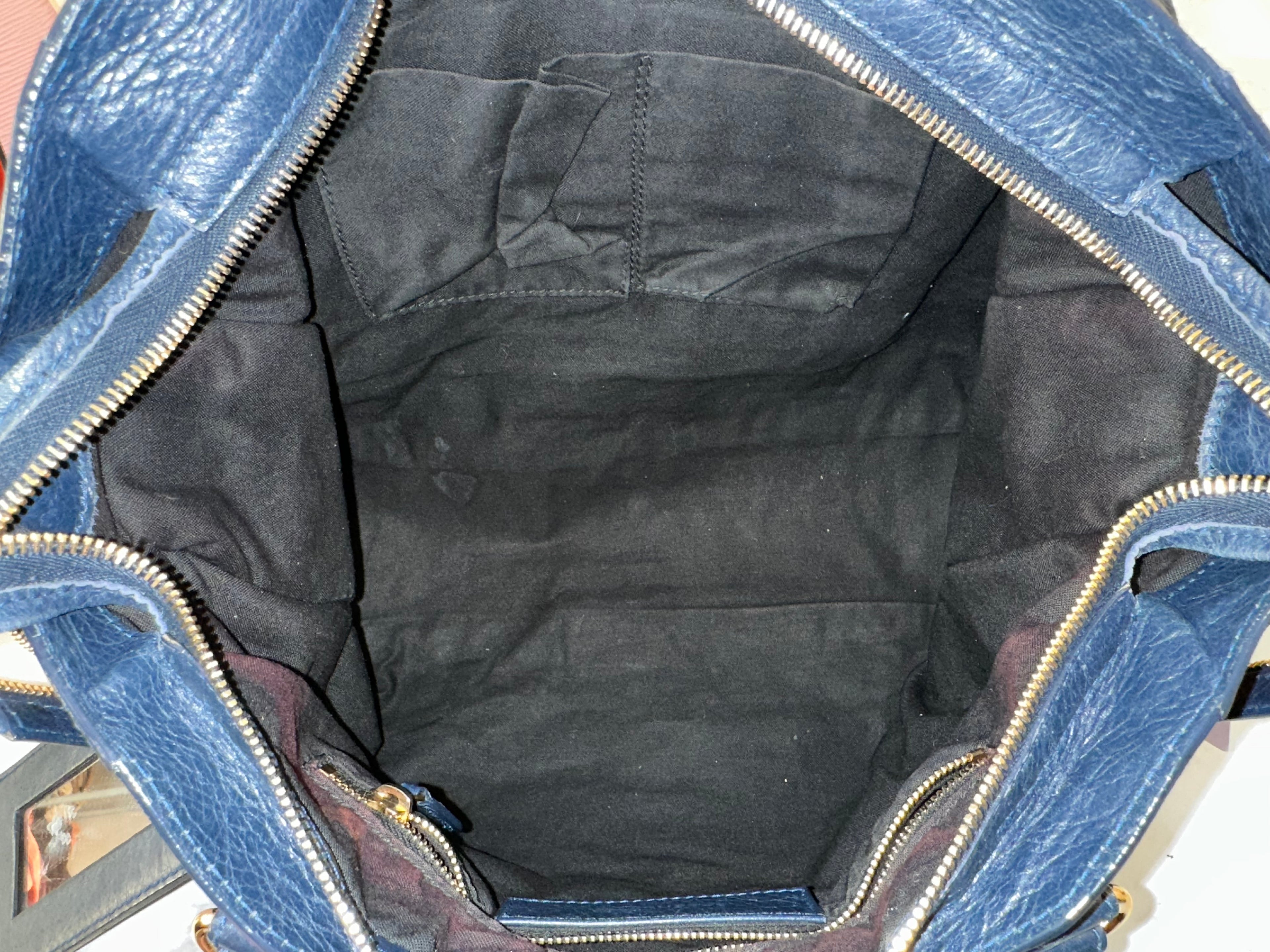 Balenciaga Giant City