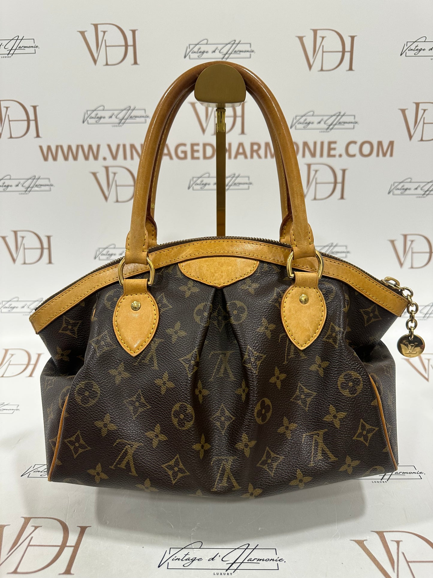 017980 - Louis Vuitton Tivoli PM