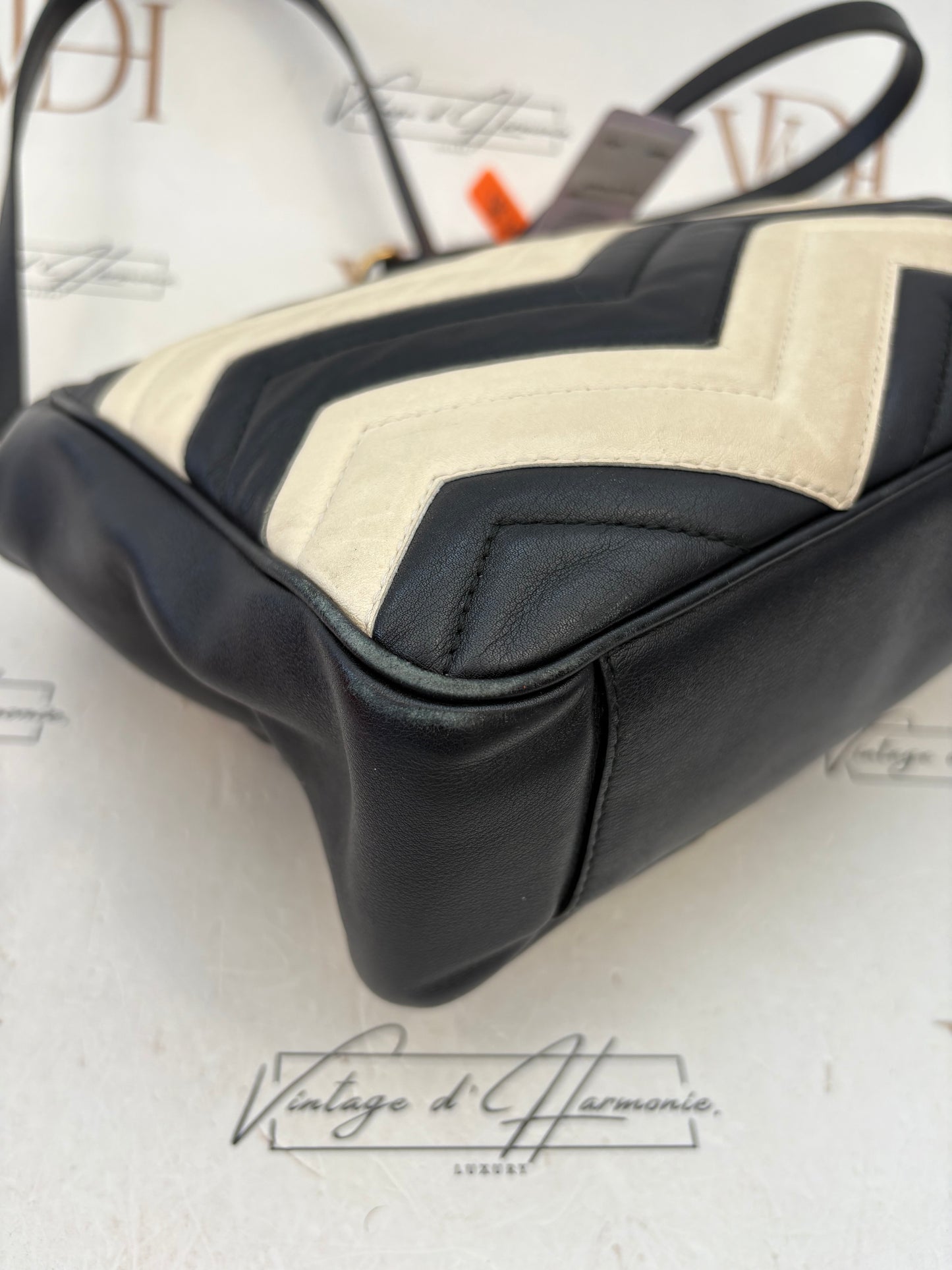 383693 - Gucci GG Marmont