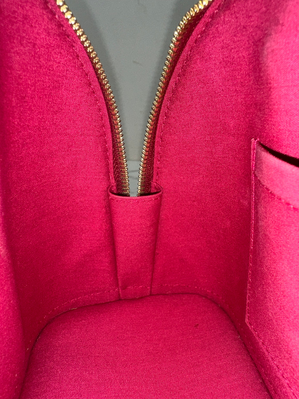 Louis Vuitton Alma BB Vernis Red