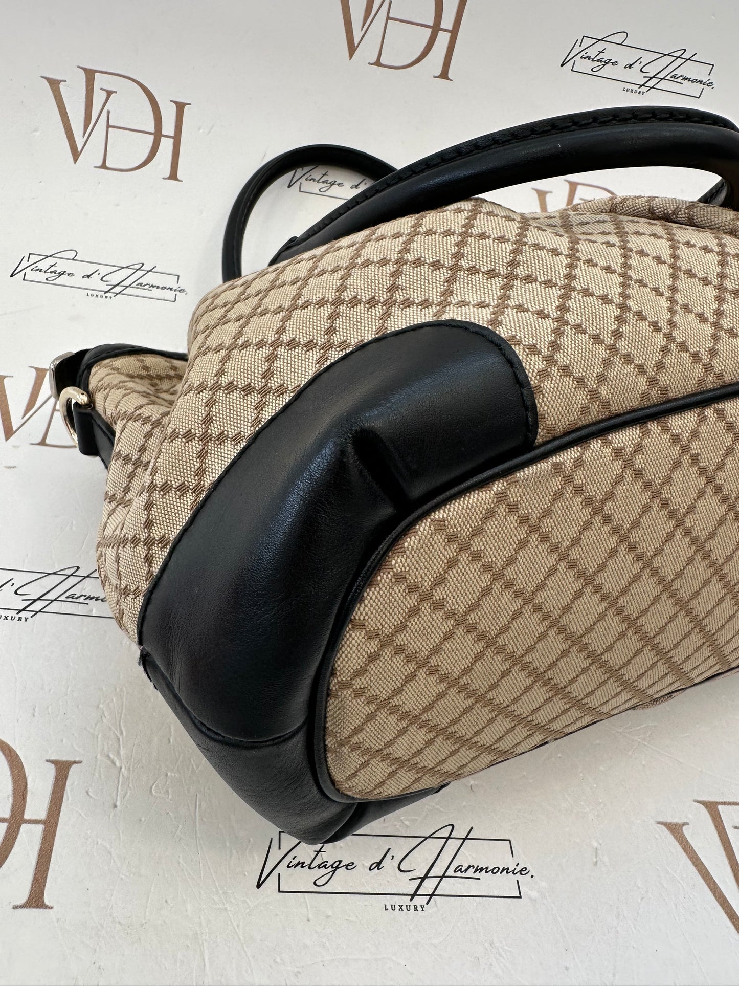382490 - Gucci Sukey