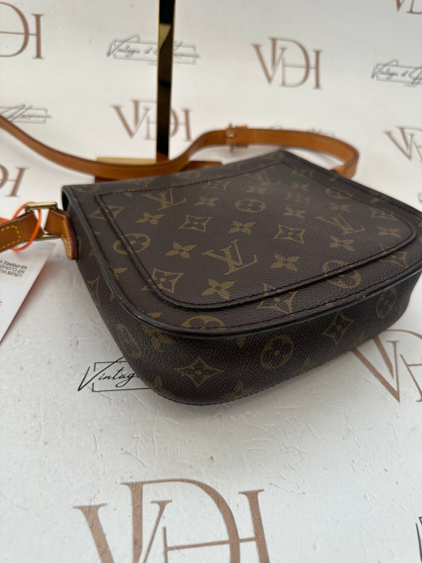 018075 - Louis Vuitton Saint Cloud MM
