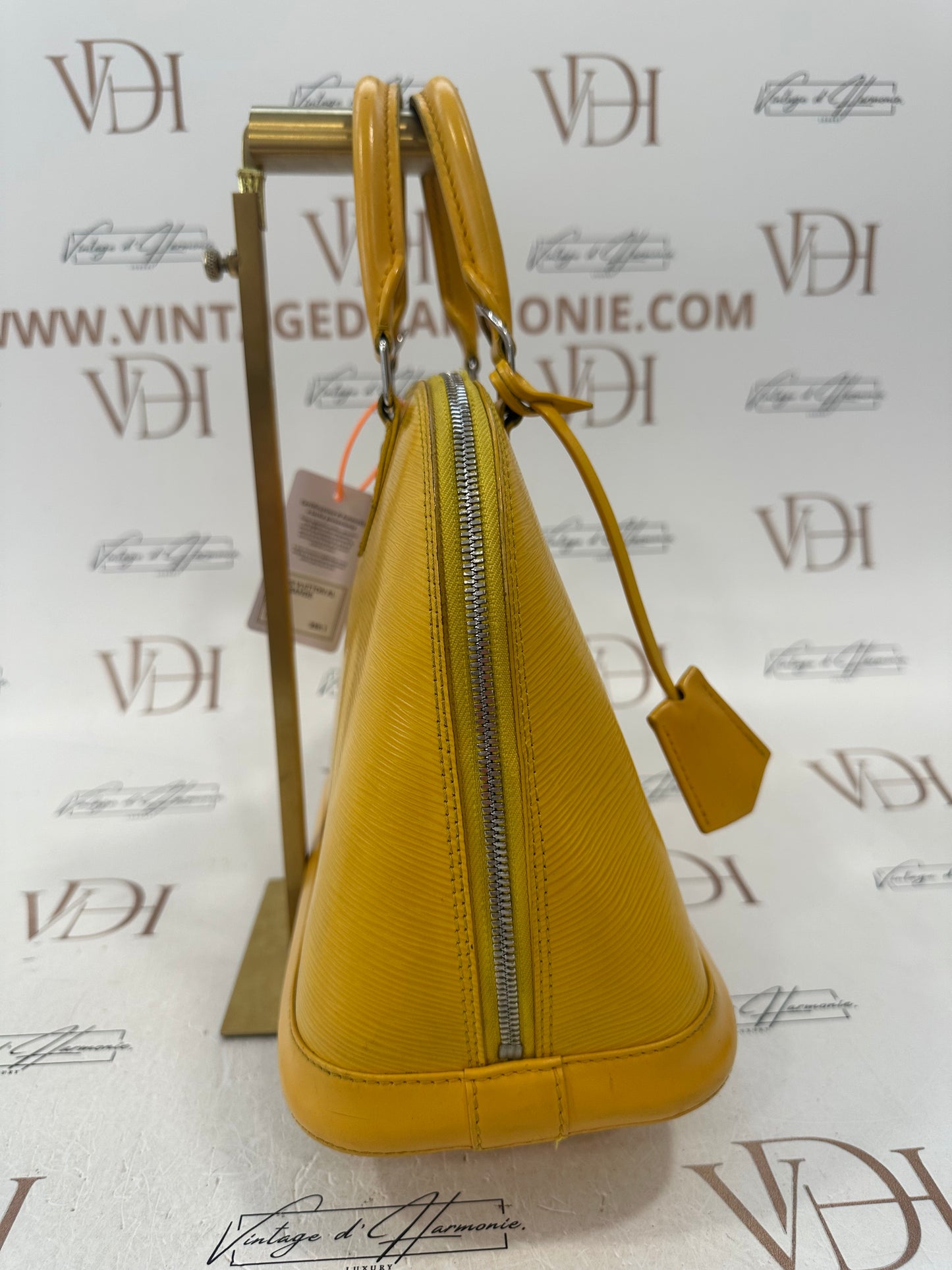 200882 - Louis Vuitton Alma Epi Yellow