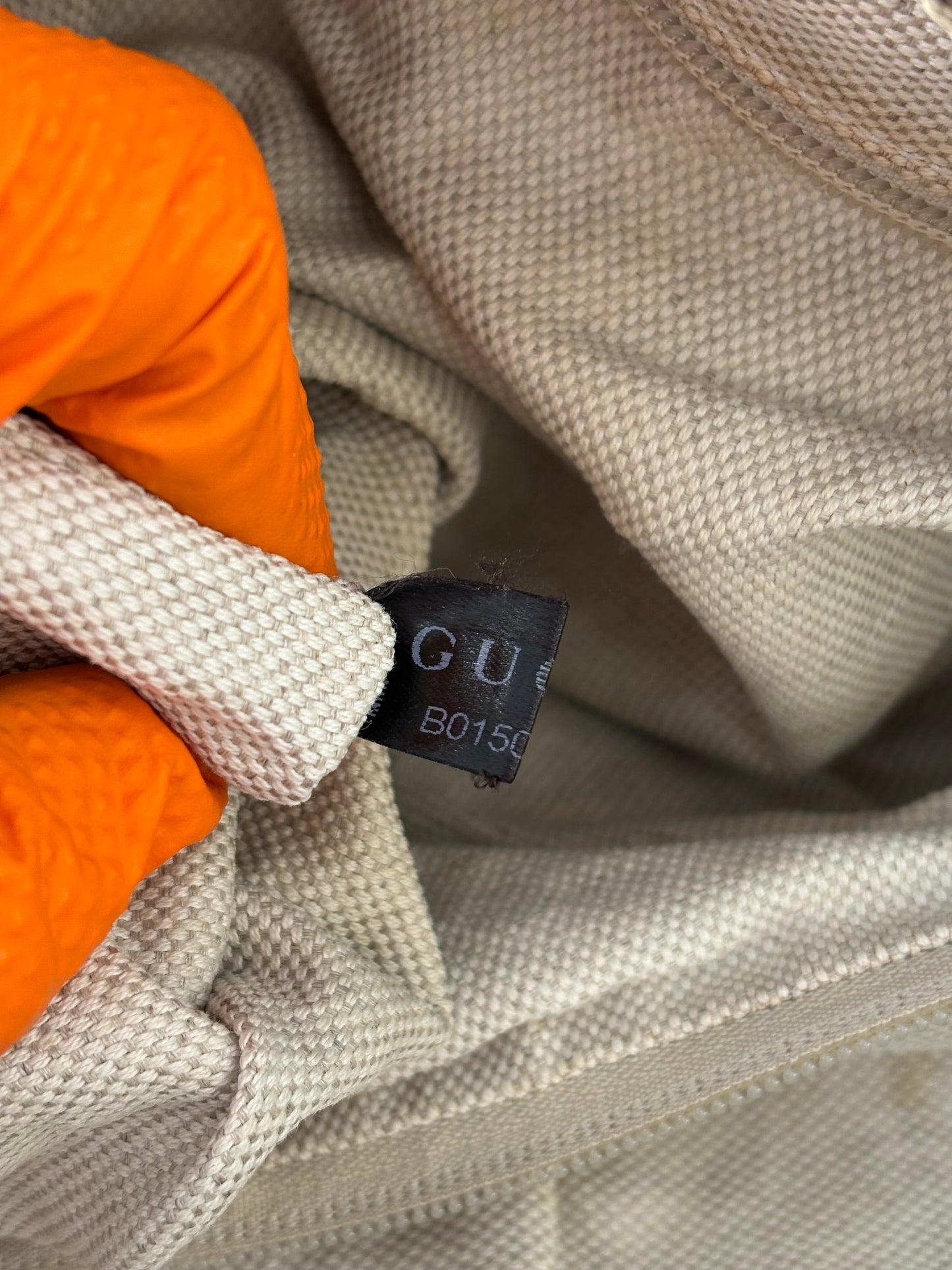 201723 - Gucci Orange
