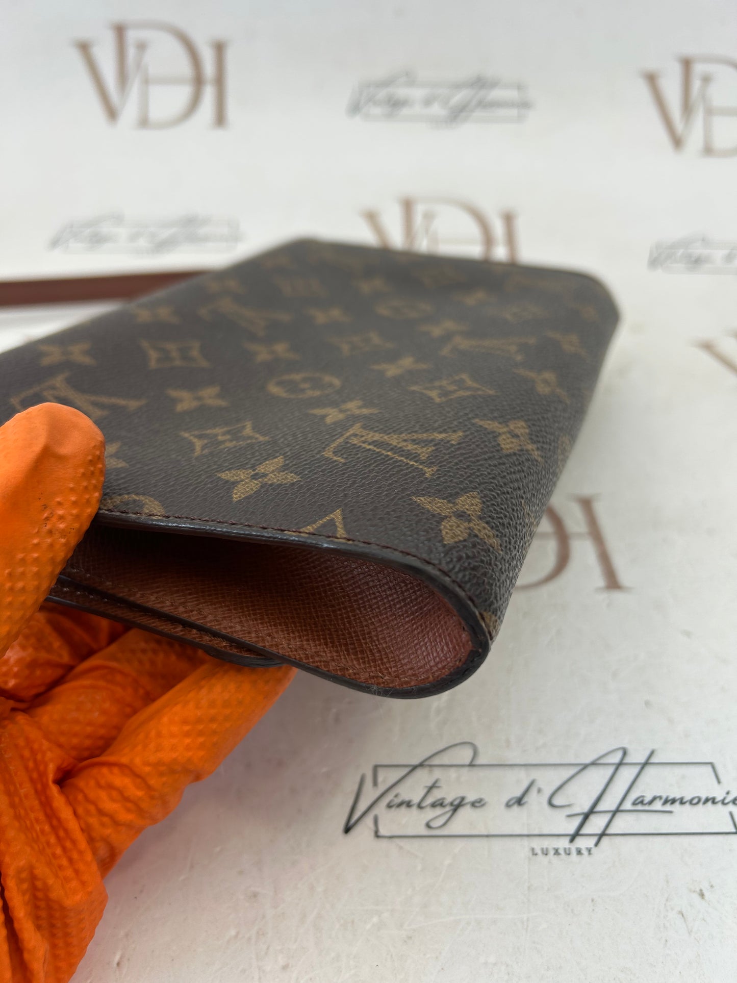 017114 - Louis Vuitton Bordeaux