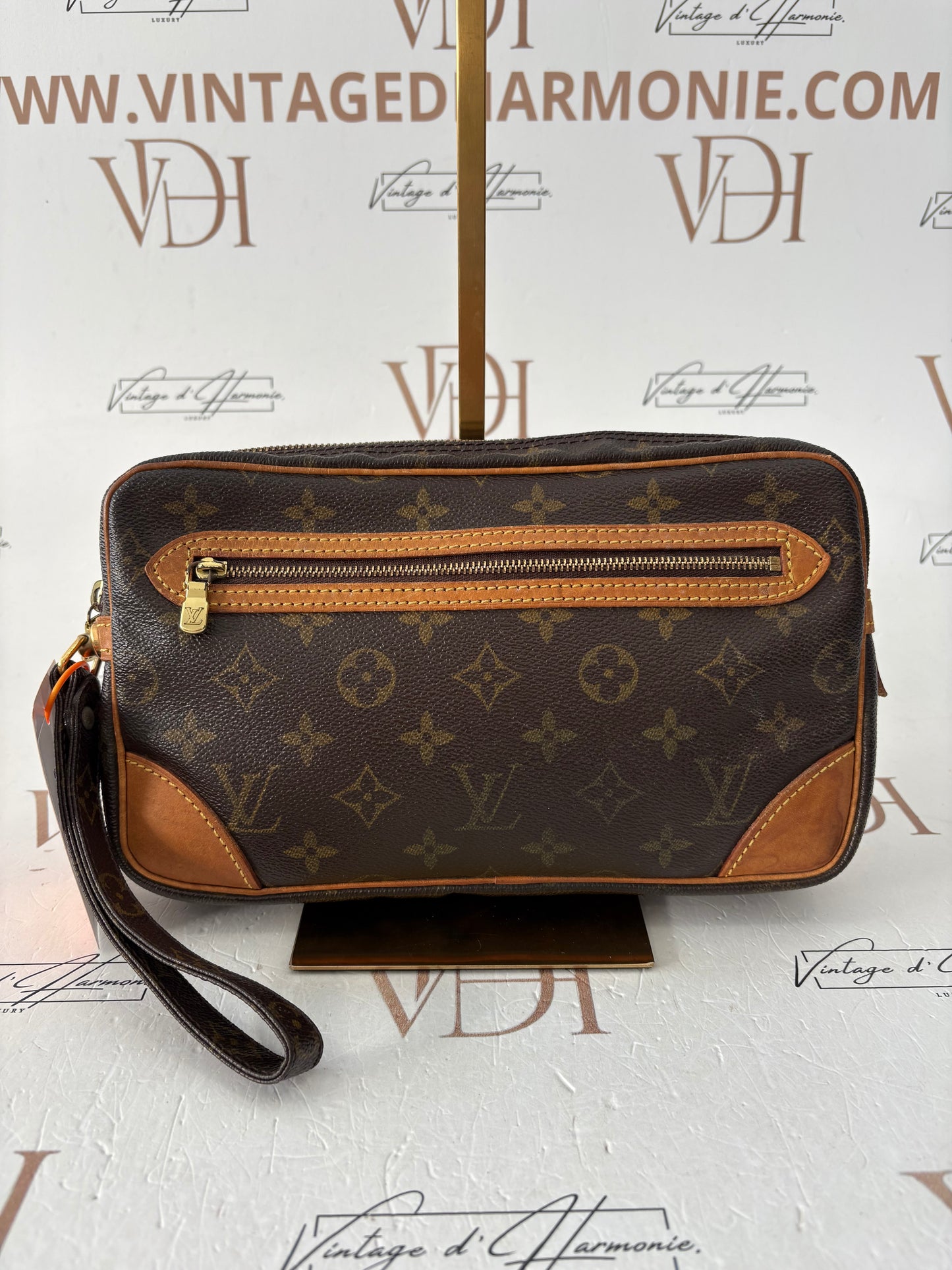 018960 - Louis Vuitton Dragonne GM