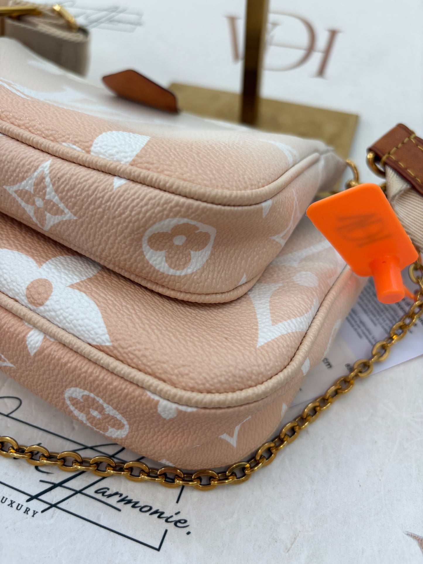 383306 - Louis Vuitton MultiPoschette