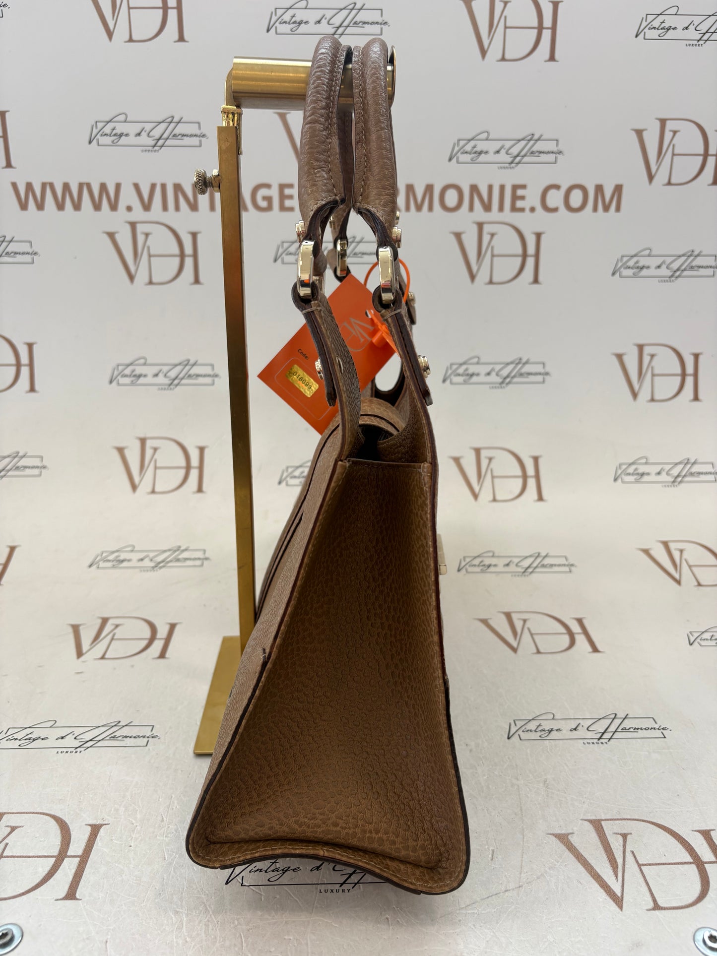 018093 - Gucci Brown Junco