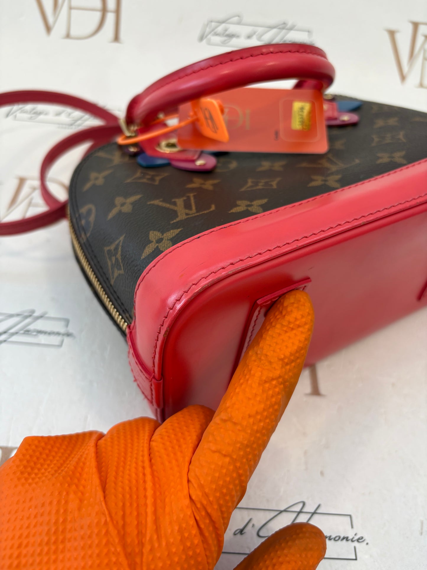 383736 - Louis Vuitton Alma BB