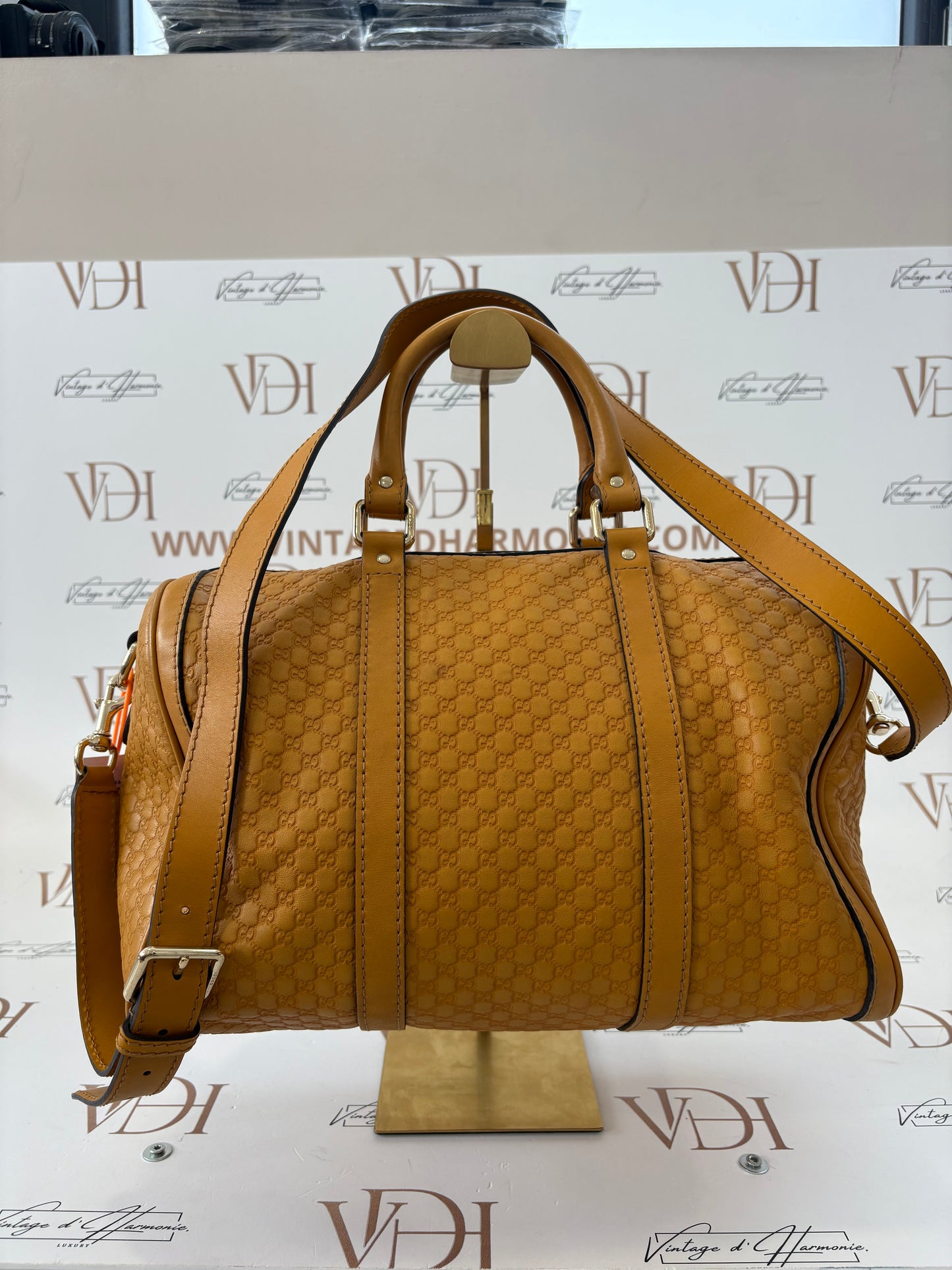384278 - Gucci
