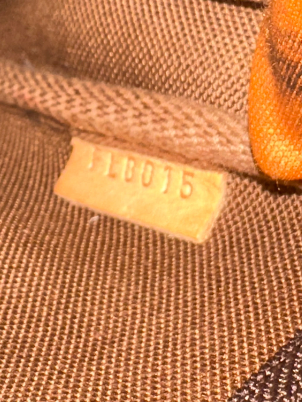 Louis Vuitton Mini pochette