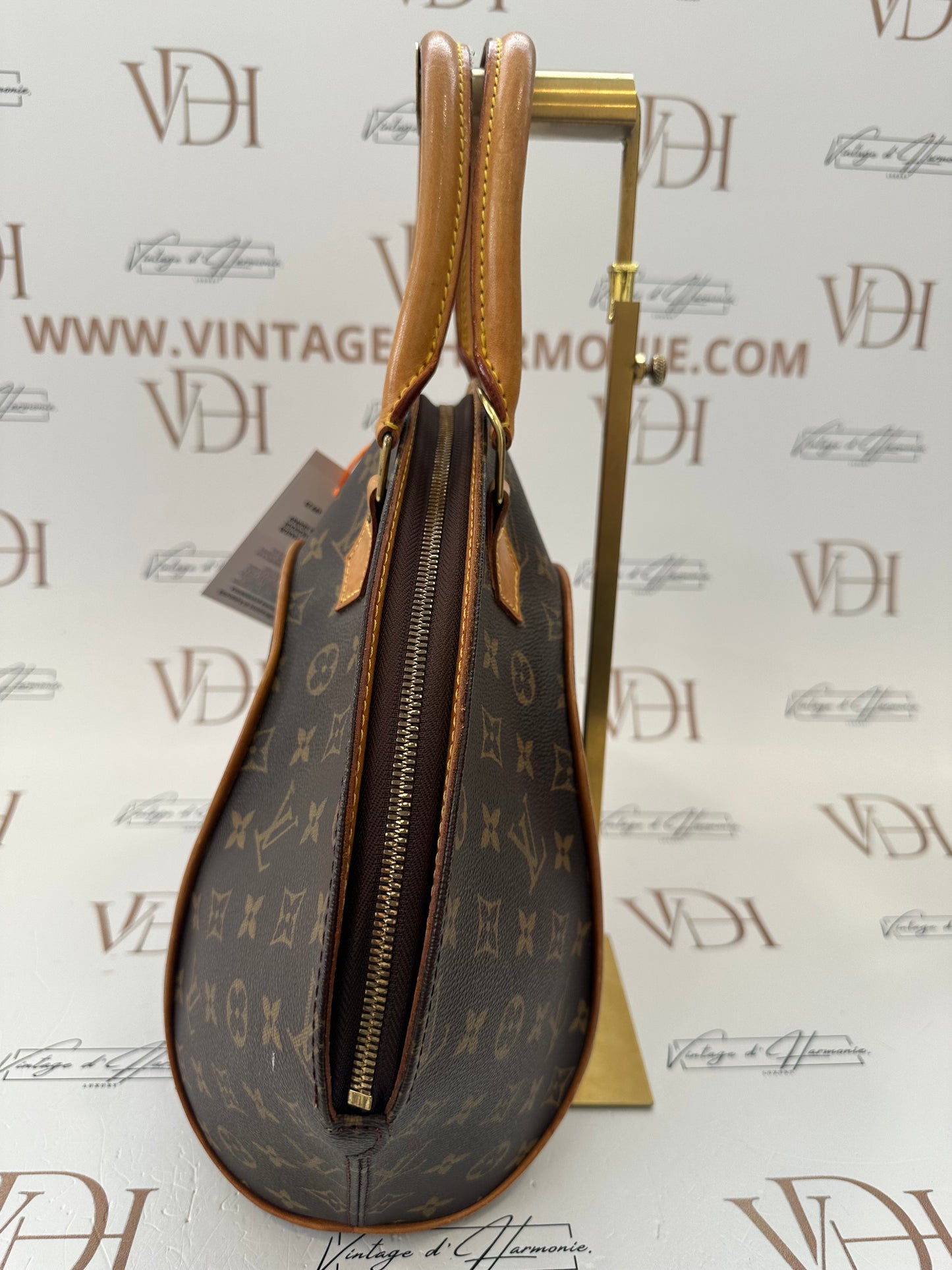 017782 - Louis Vuitton Ellipse MM