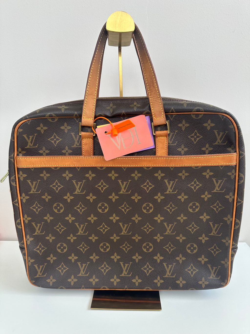 Louis Vuitton Pegase