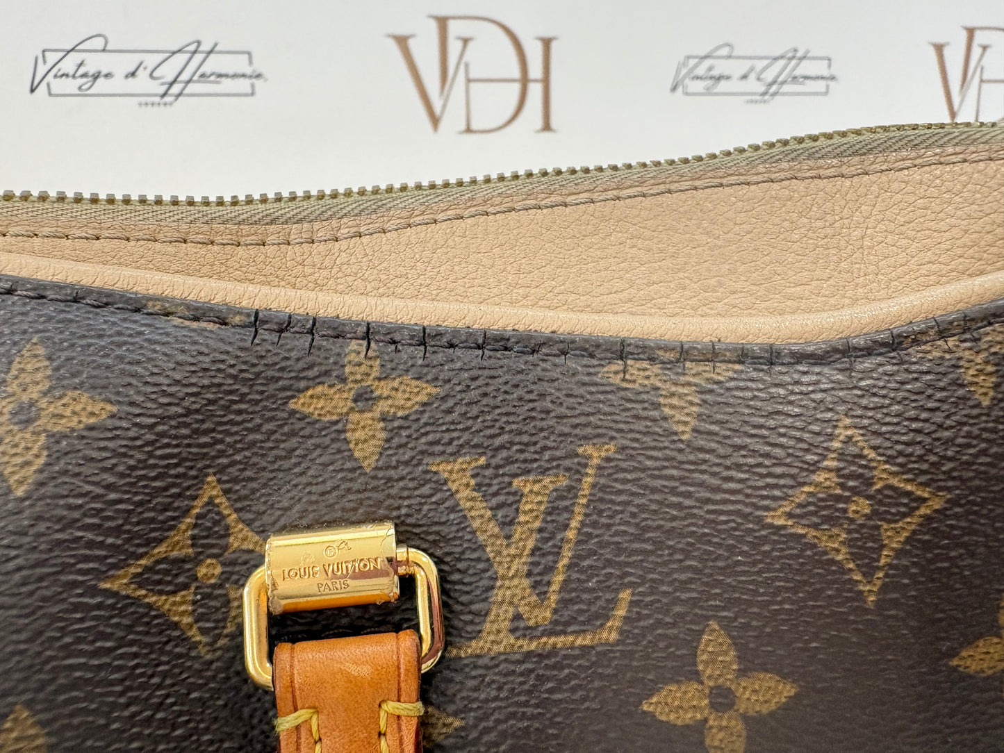 382944 - Louis Vuitton Pallas