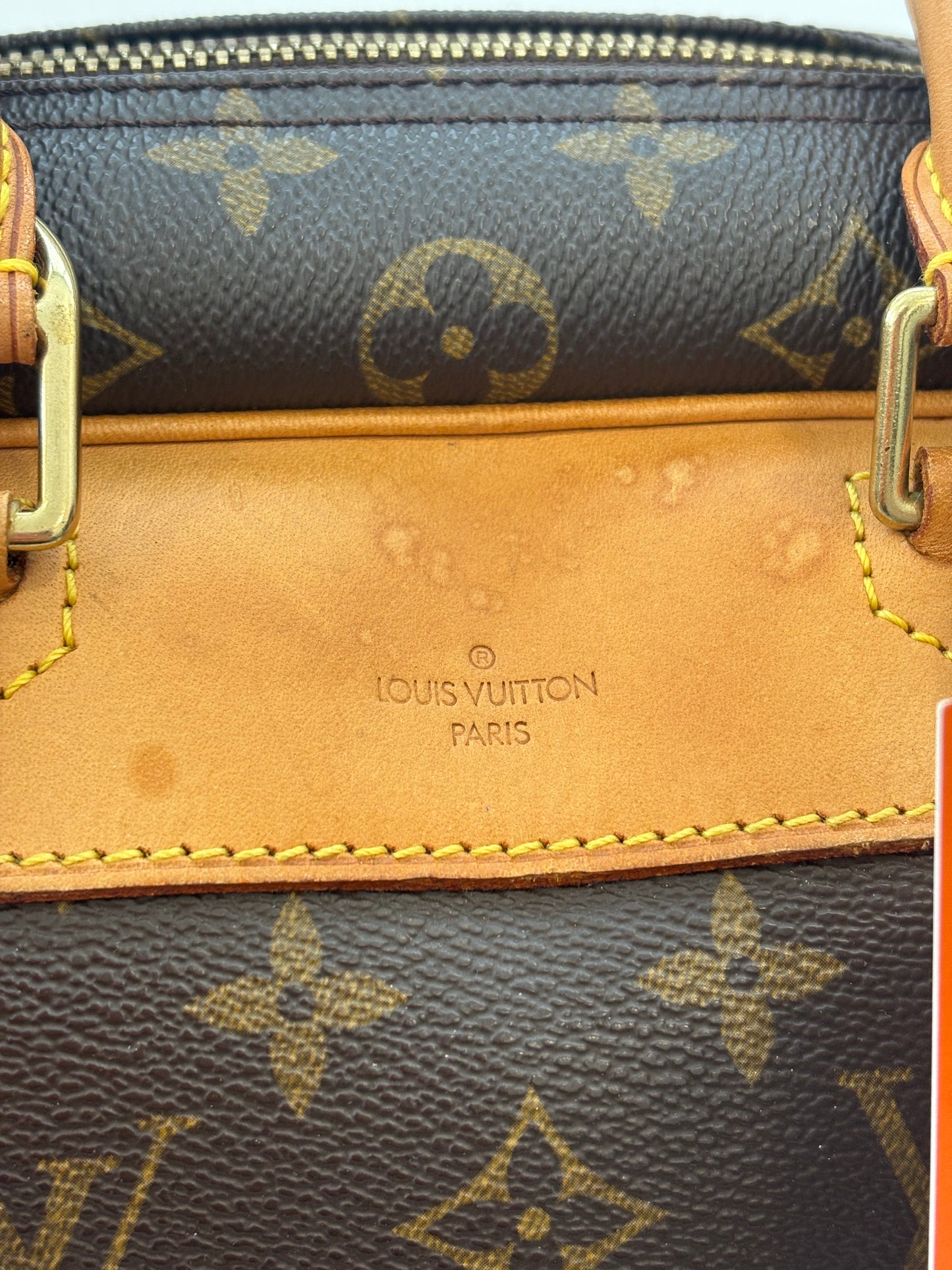 018924 - Louis Vuitton Deauville