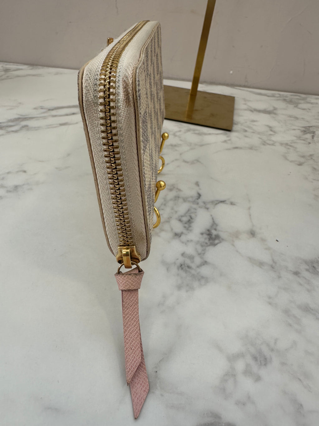 Louis Vuitton Azur Portefeuille Clemence Zippy Wallet