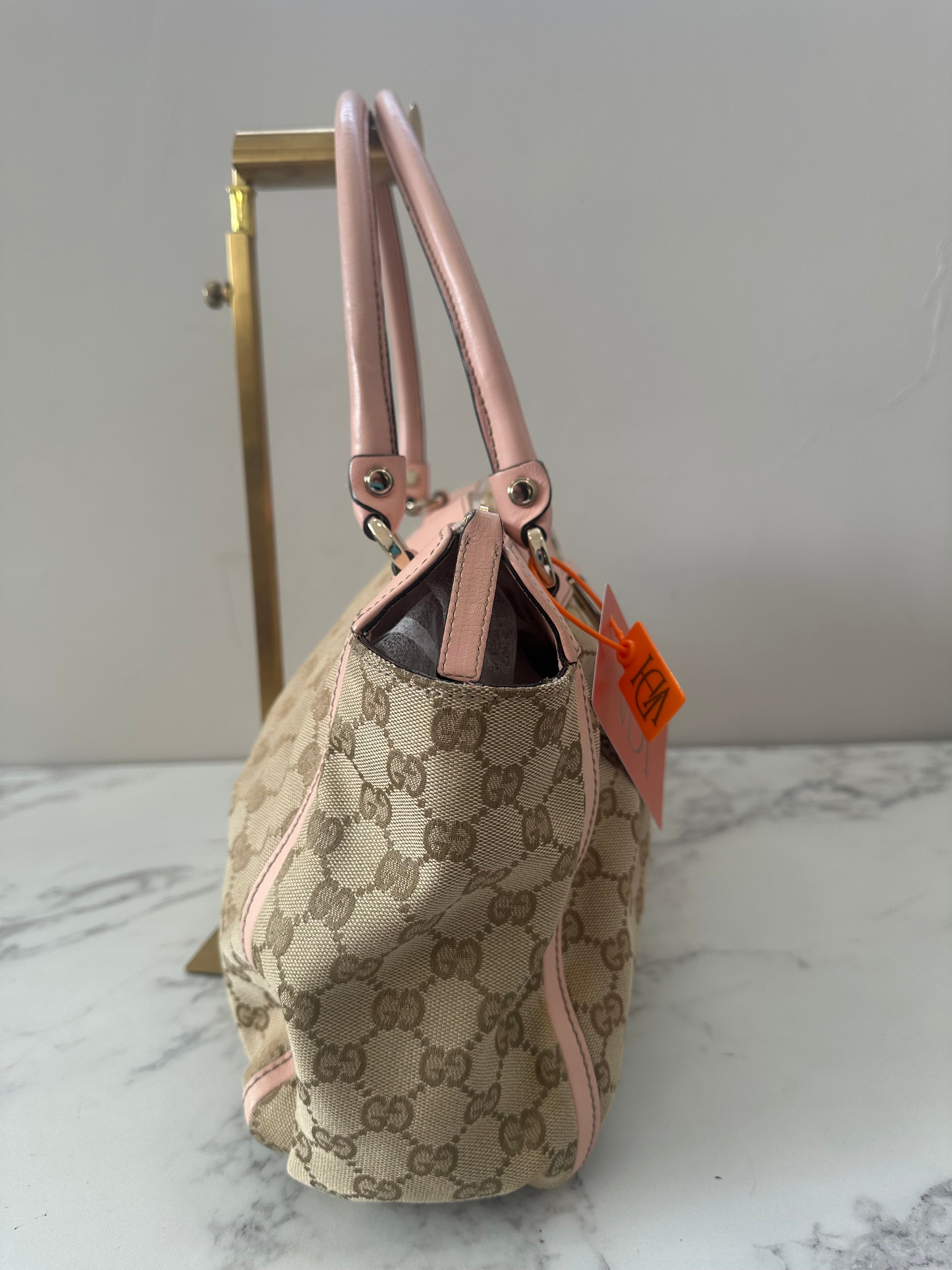 Gucci Pink Abbey GG