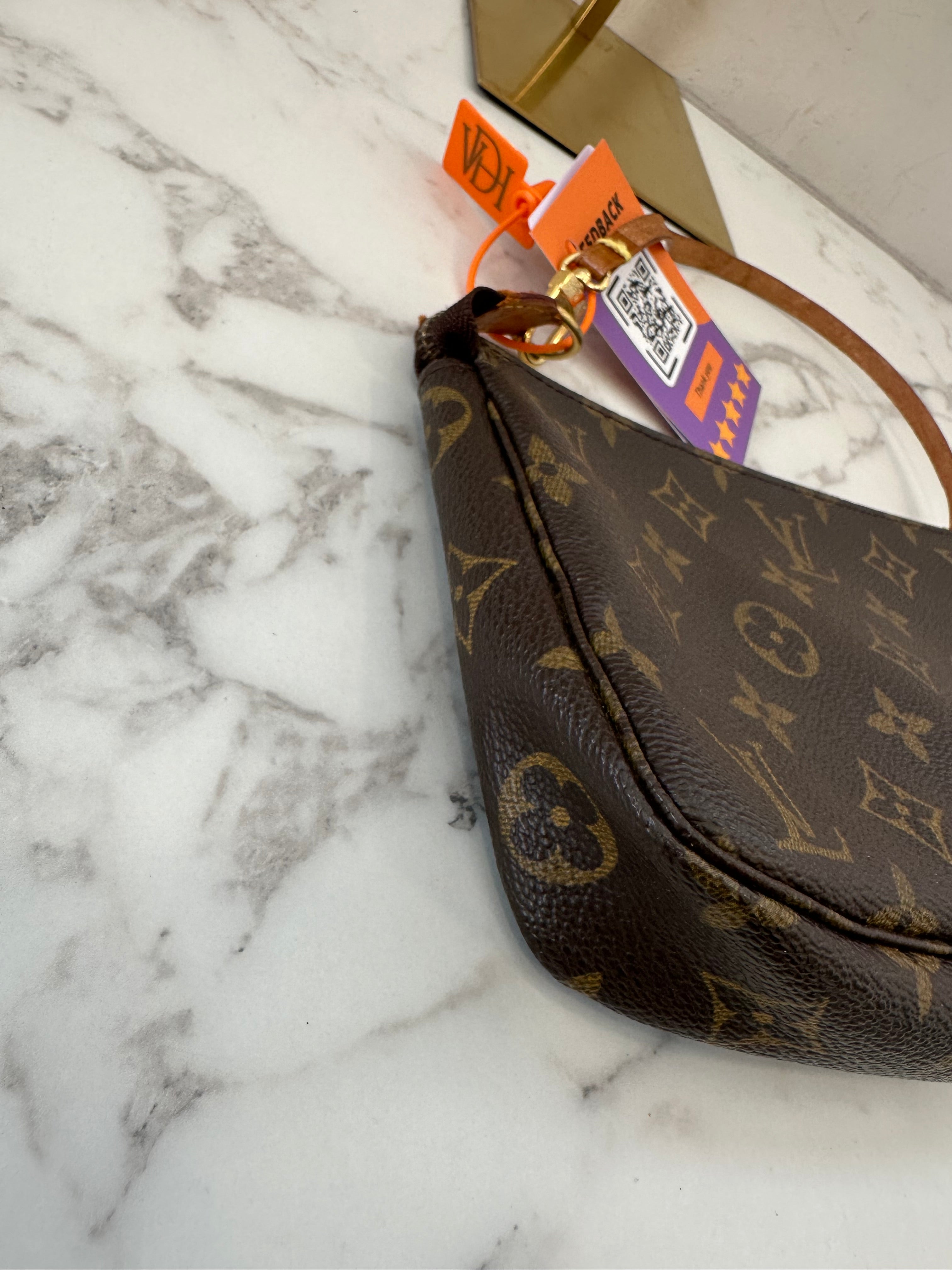 Louis Vuitton Pochette Accessoires