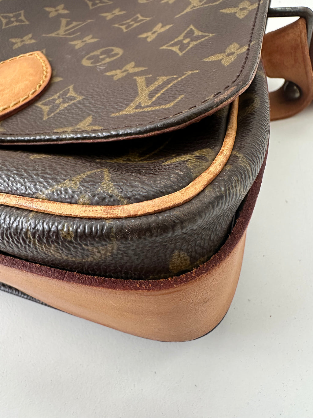 Louis Vuitton Cartouchiere MM