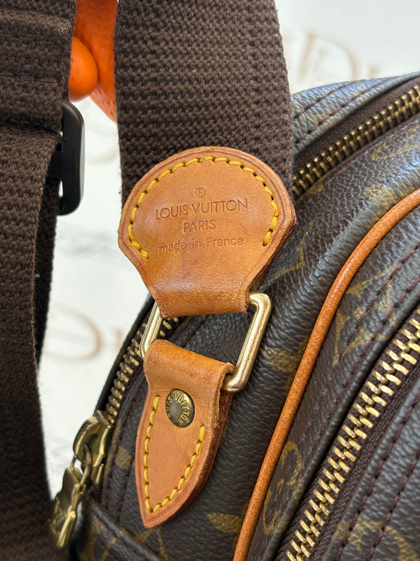 017200 - Louis Vuitton Reporter PM