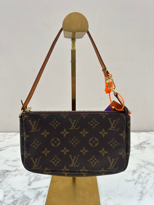 Louis Vuitton Pochette Accessoires