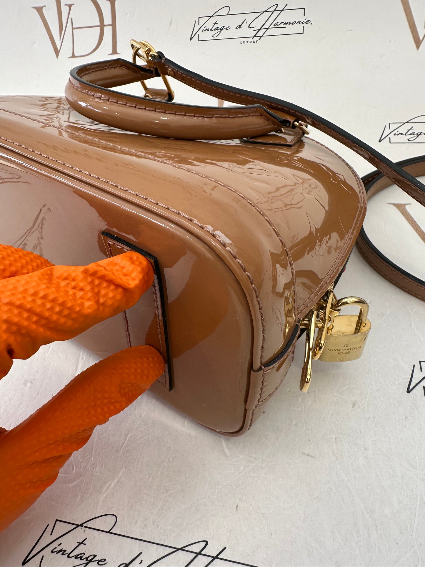 382897 - Louis Vuitton Alma BB Brown