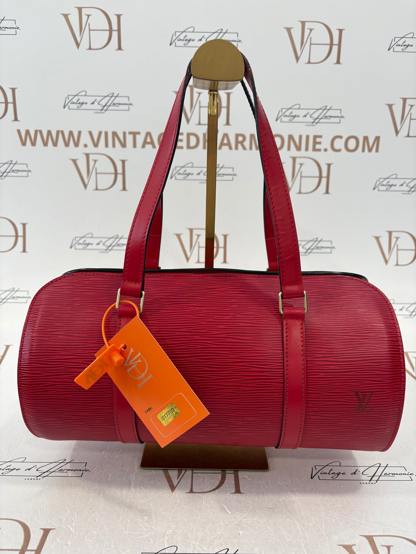 017700 - Louis Vuitton Red Epi Soufflot