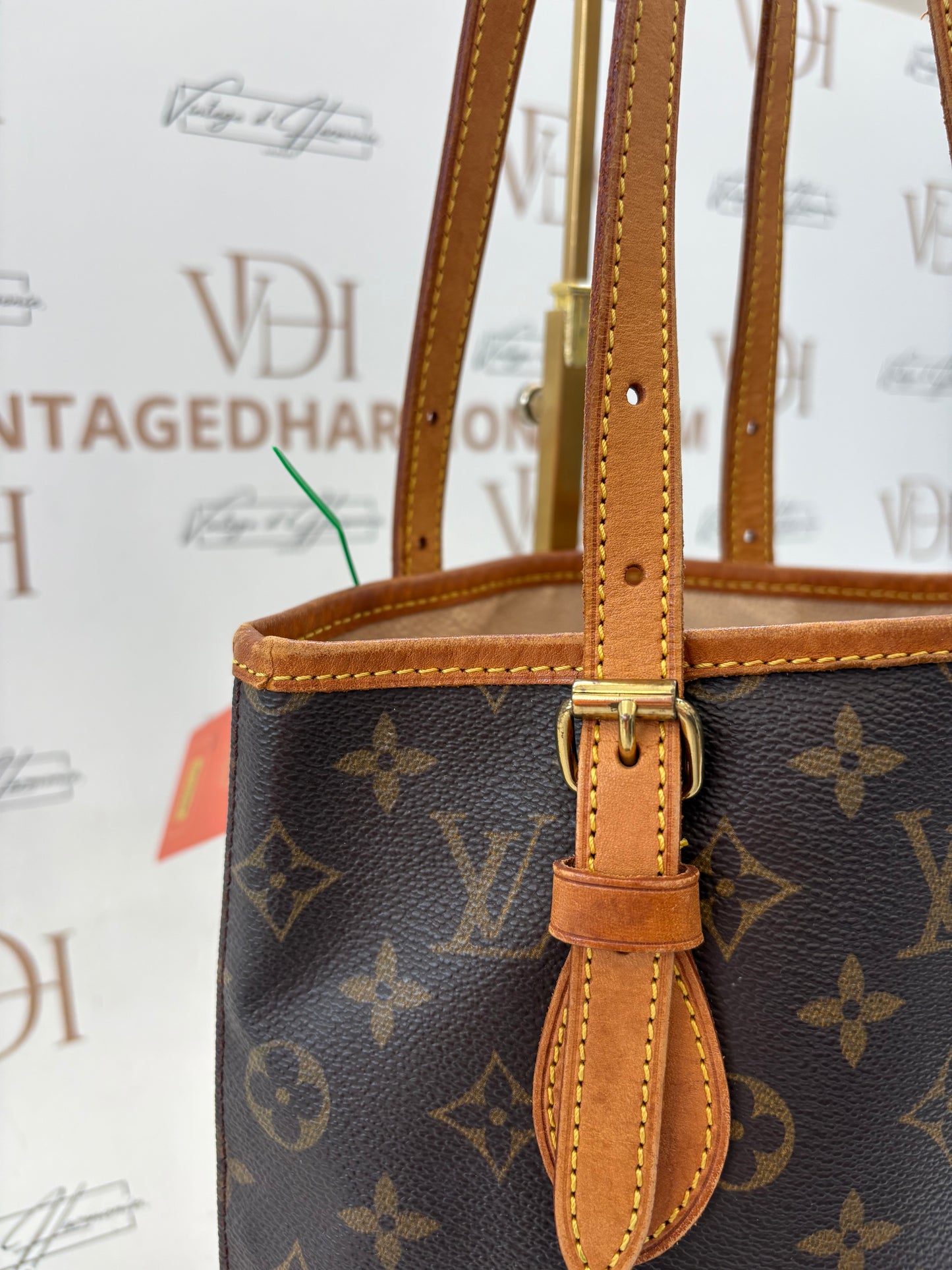 017094 - Louis Vuitton Bucket PM