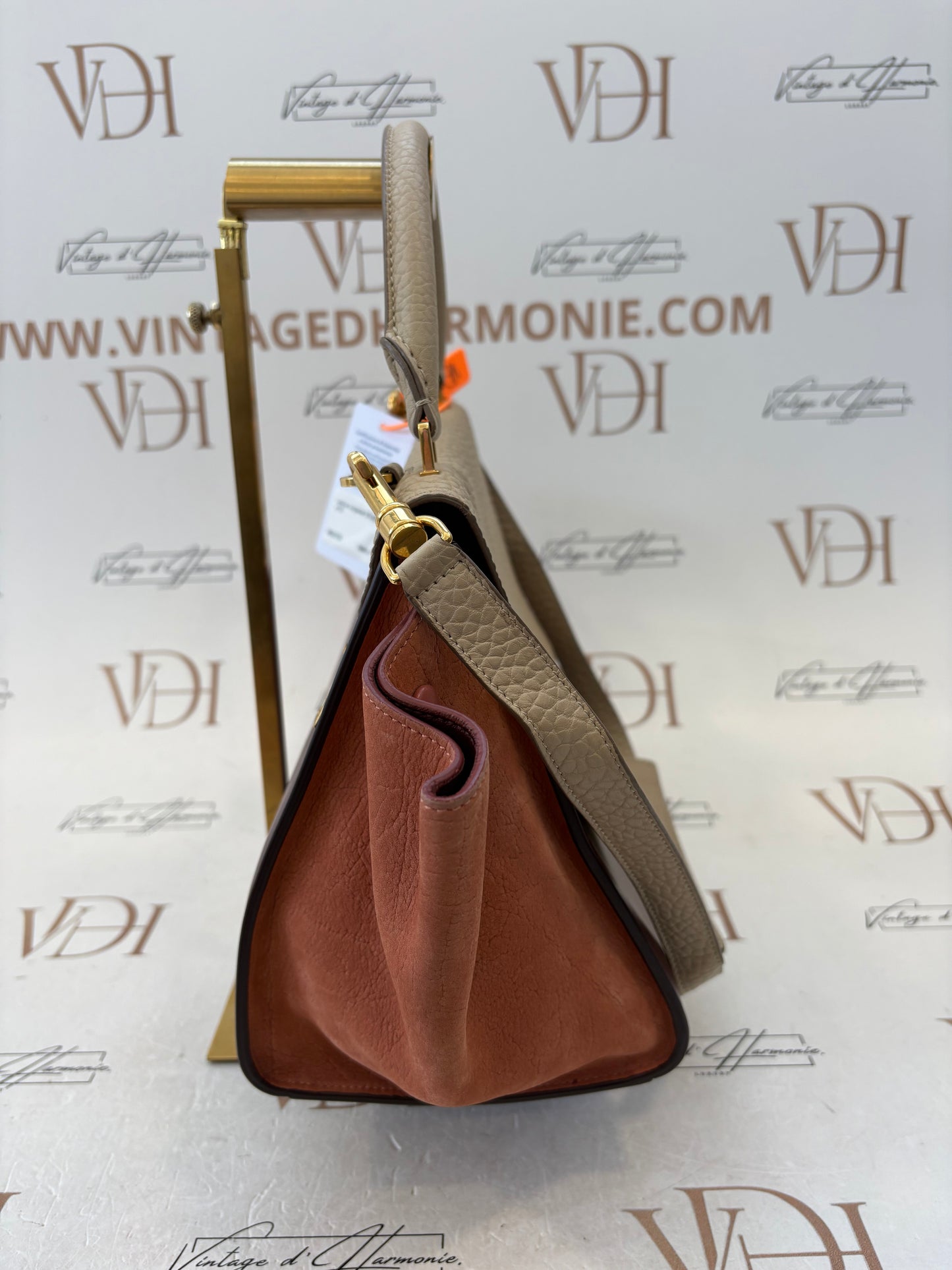 383733 - Céline Trapeze