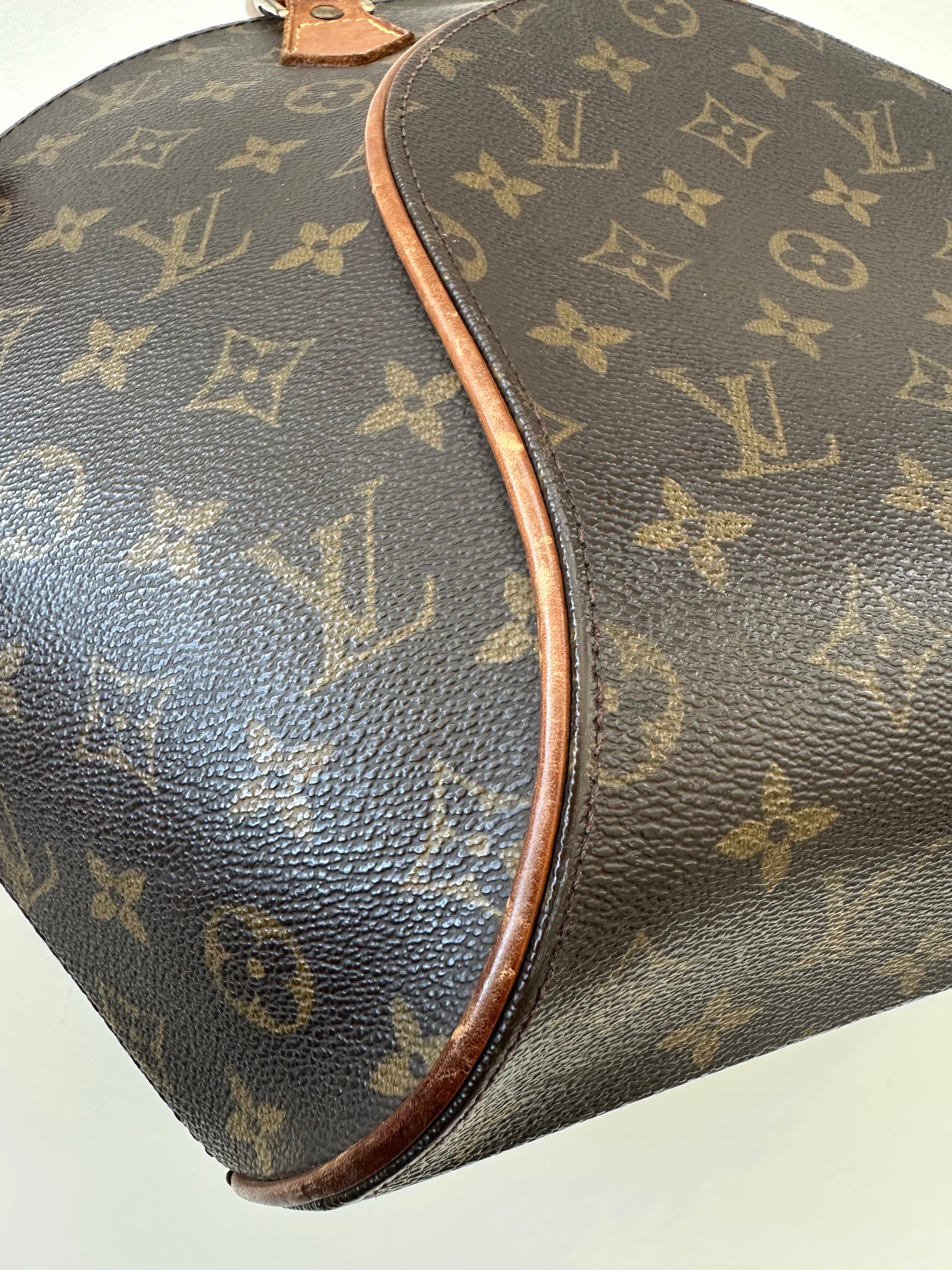 Louis Vuitton Ellipse MM