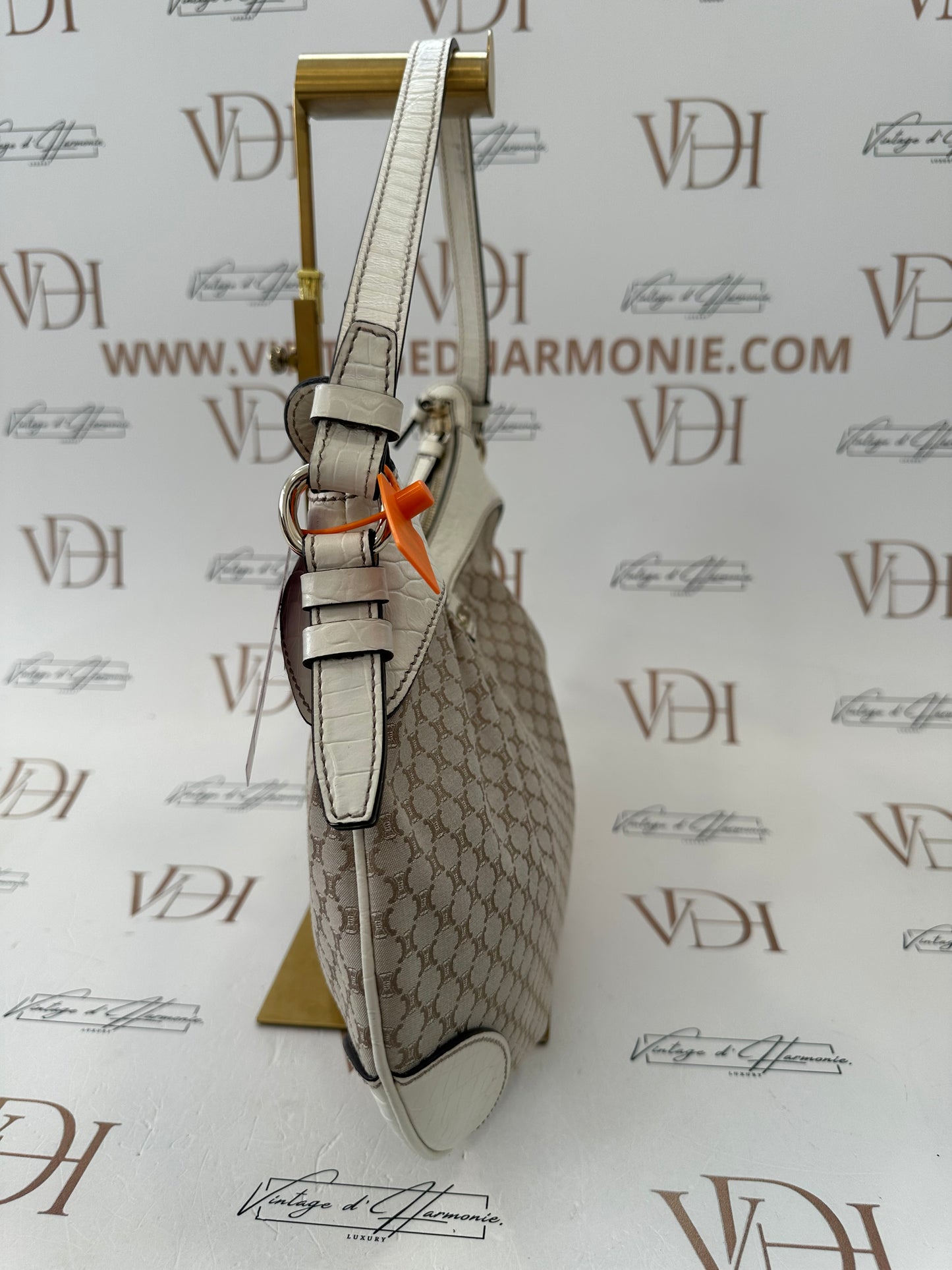 370671 - Celine Beige