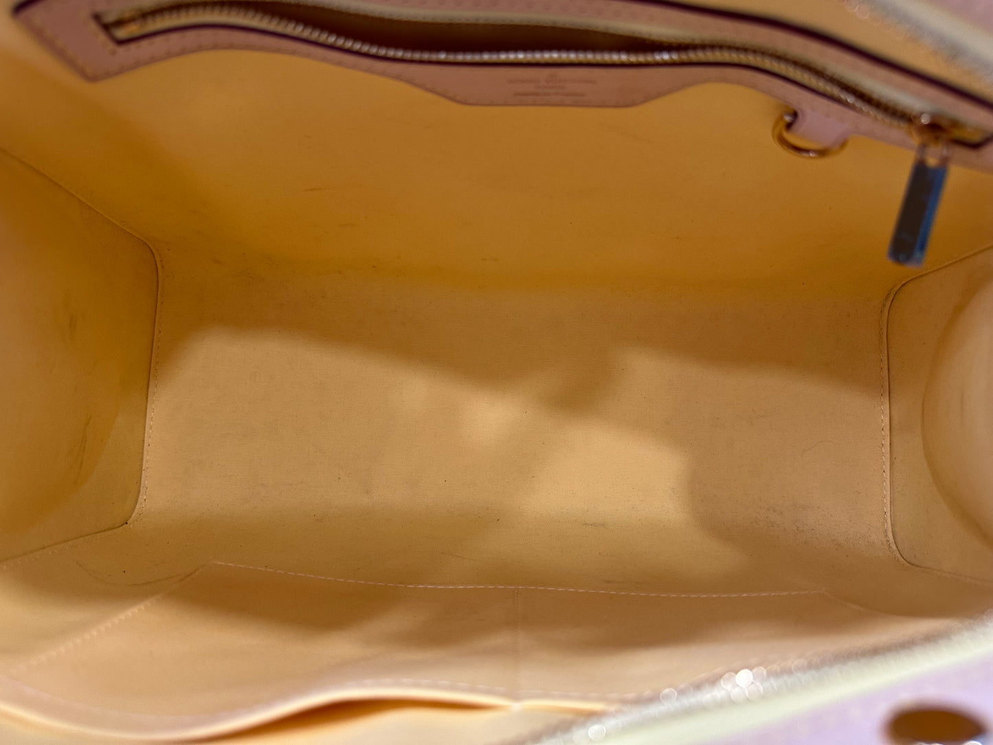 382690 - Louis Vuitton Brea