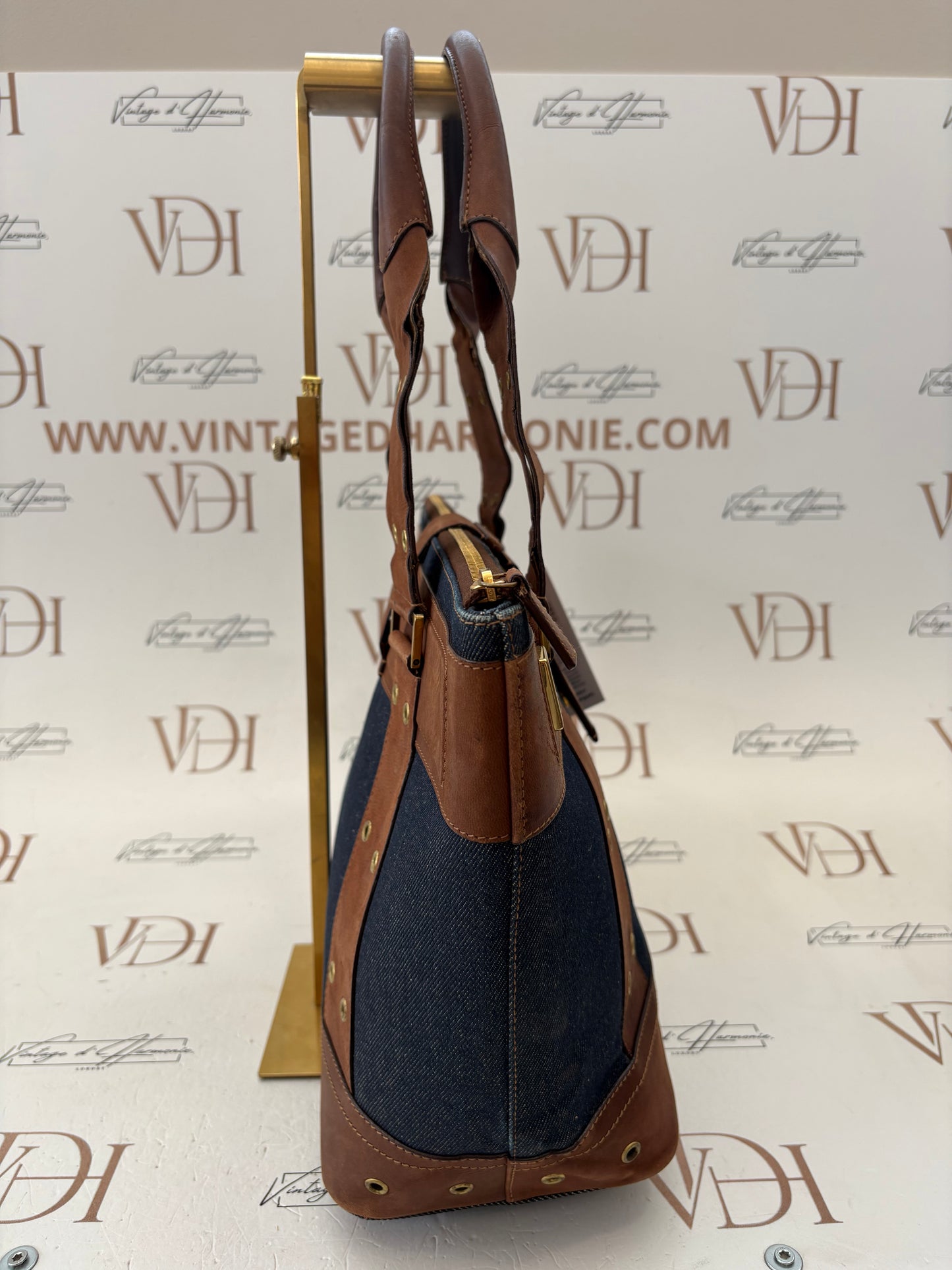 018158 - Christian Dior Blue Denim Street