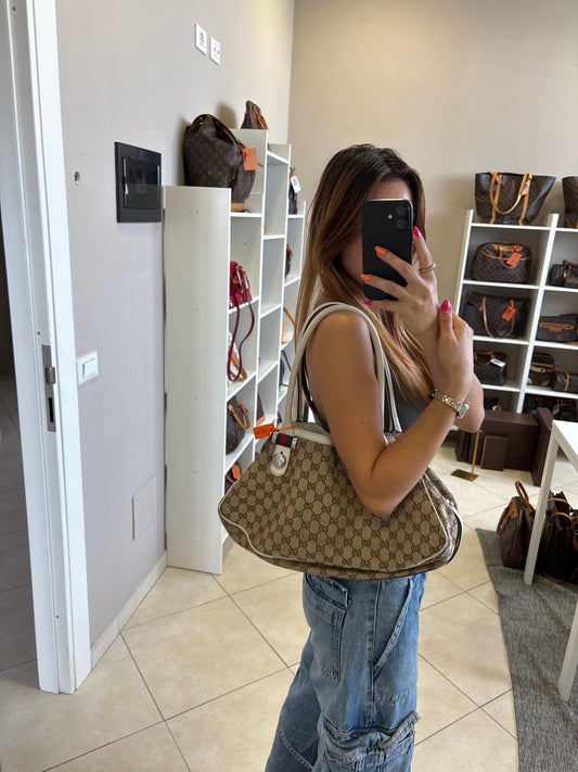 Gucci Canvas