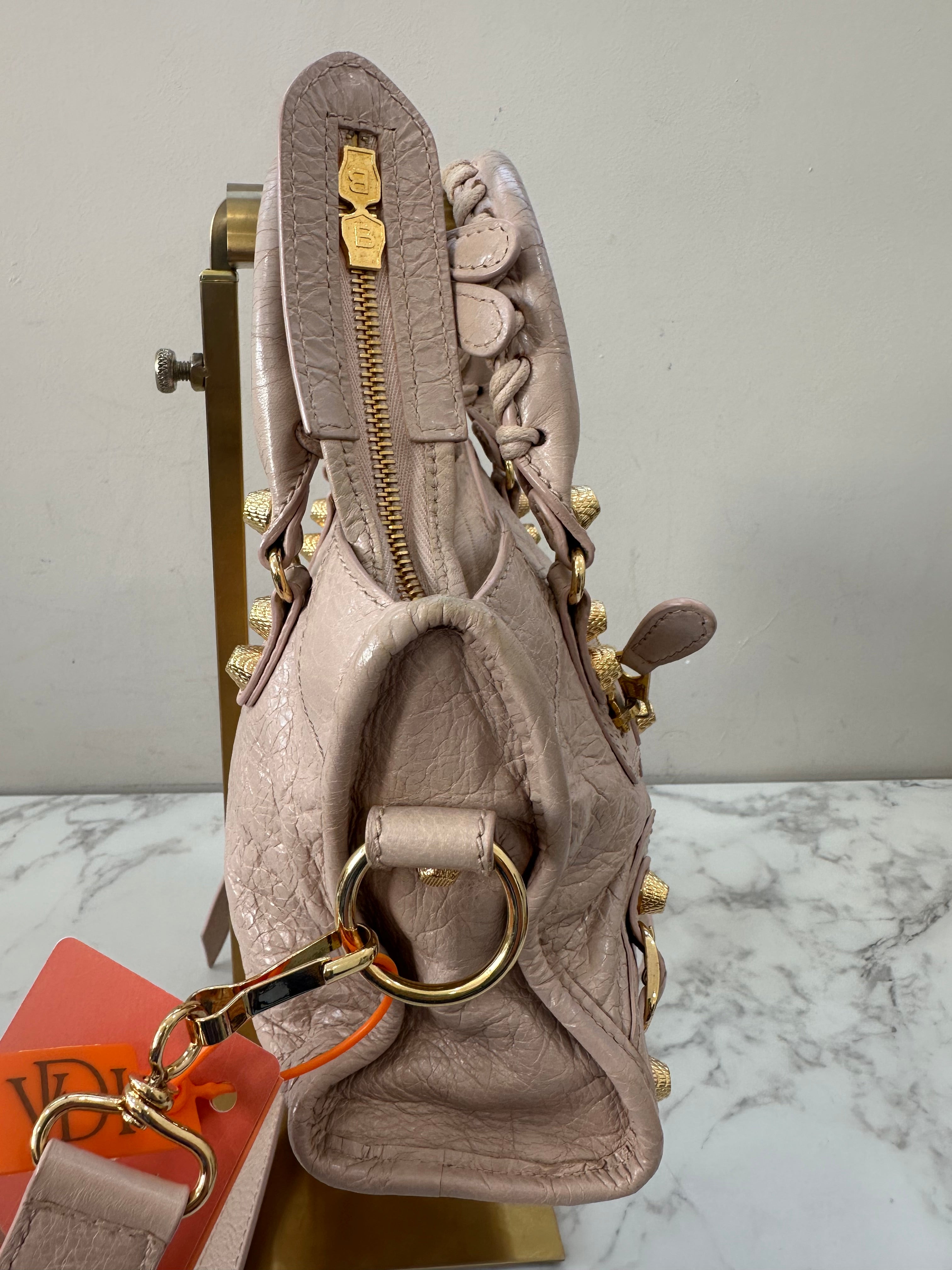 Balenciaga Giant City