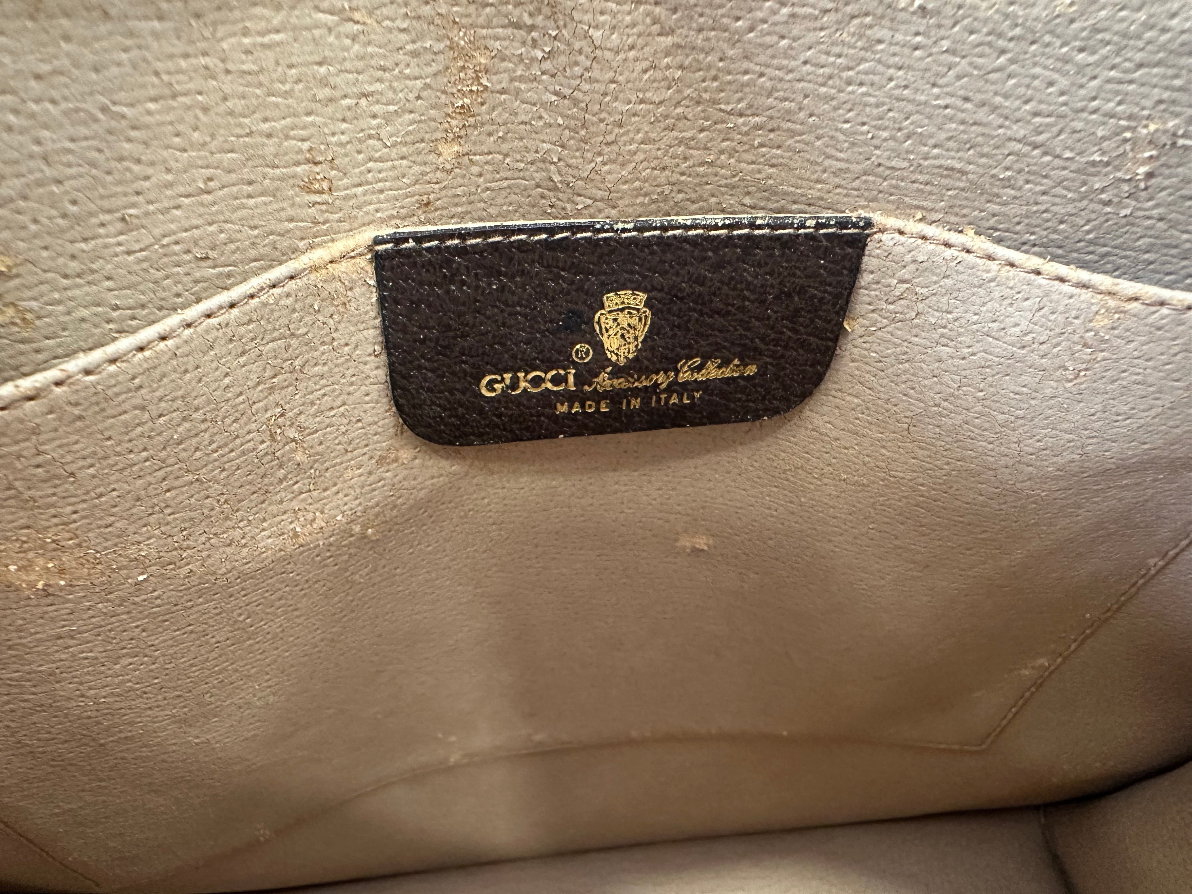 Gucci Pochette GG Supreme