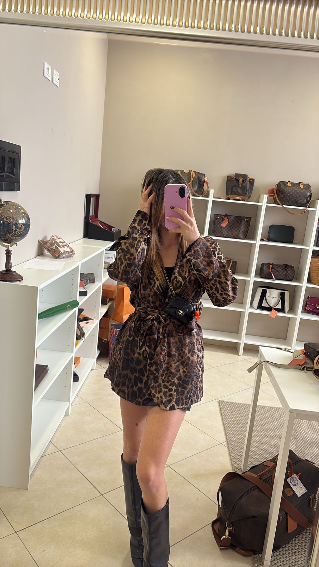 Chanel Clogo Limited