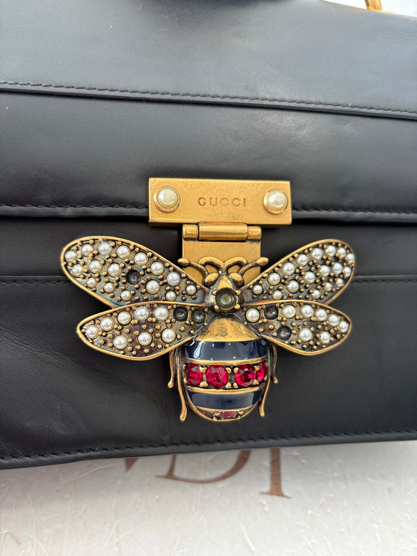 383914 - Gucci Queen Margaret