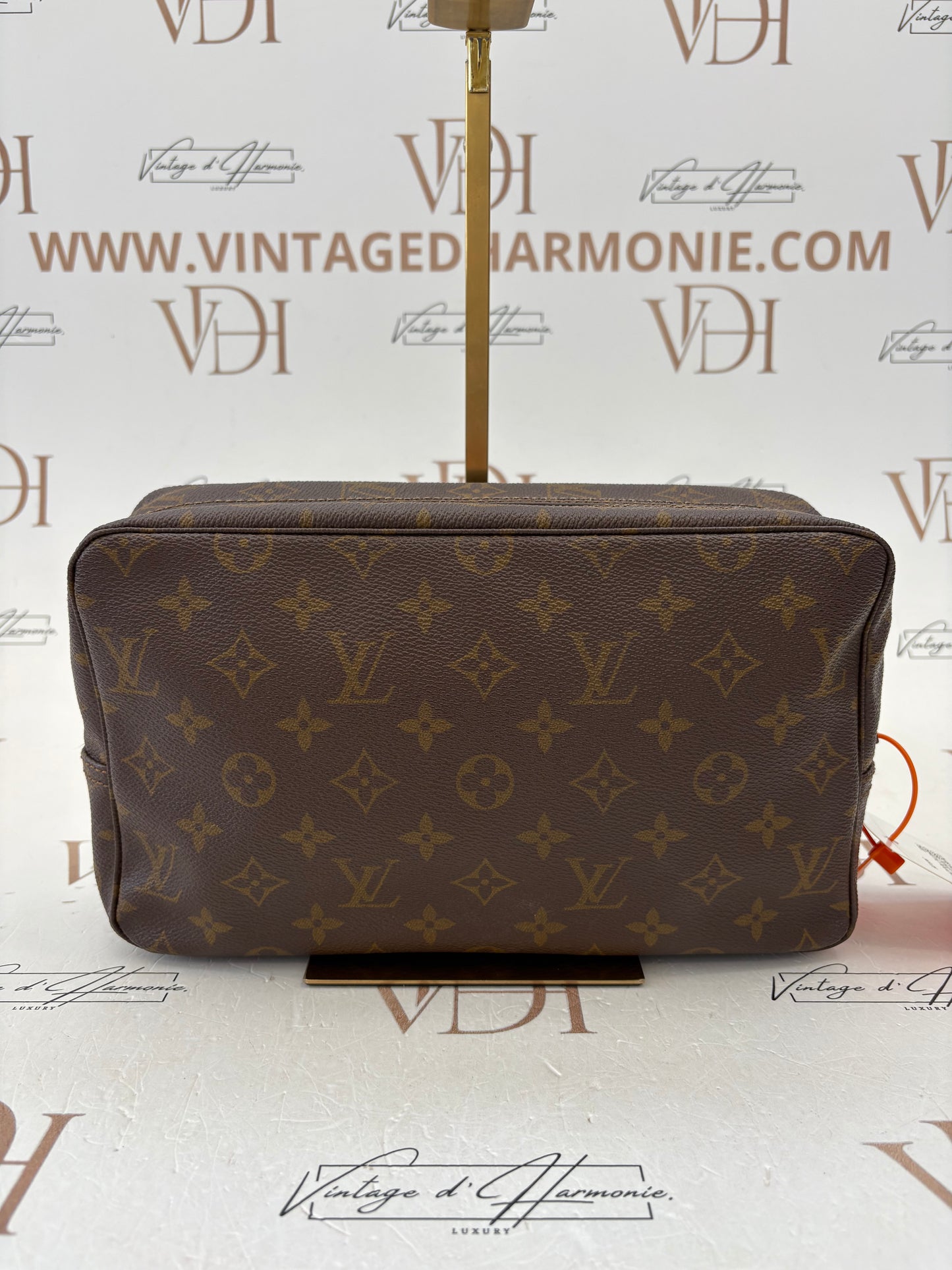017737 - Louis Vuitton Trousse Toilette 28