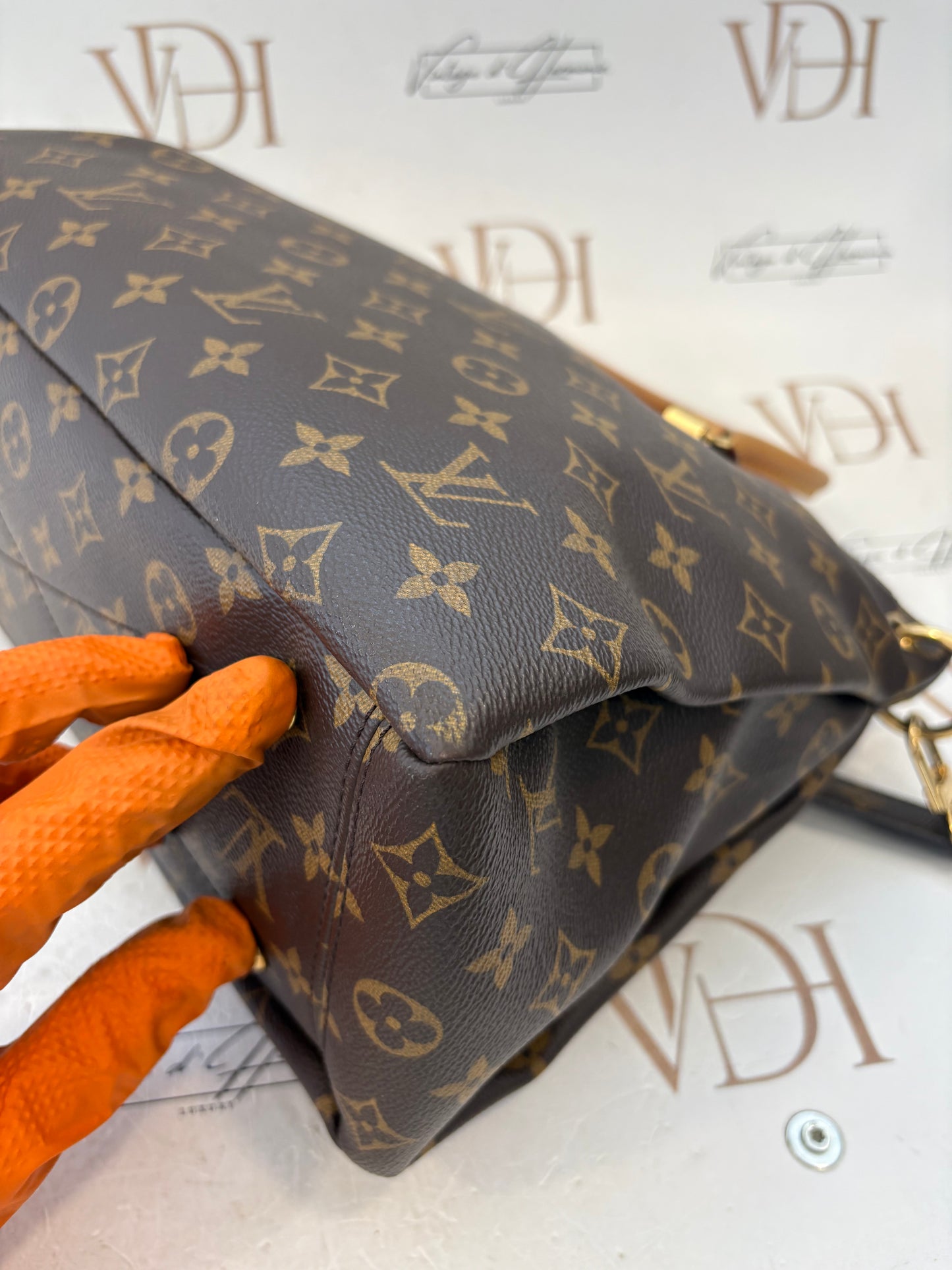 201673 - Louis Vuitton Pallas