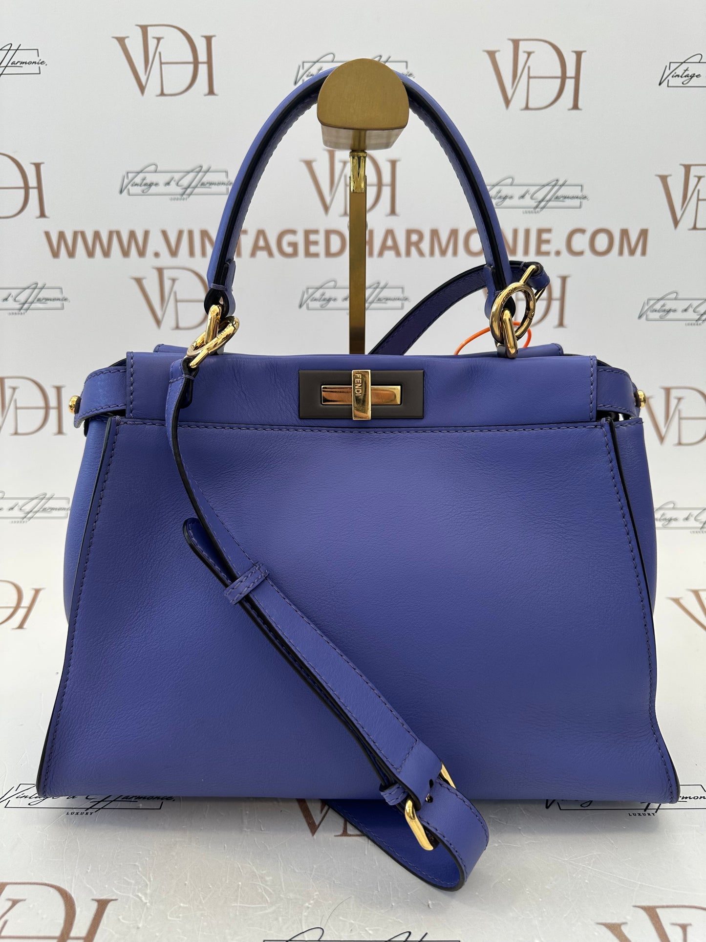 382676 - Fendi Peekaboo