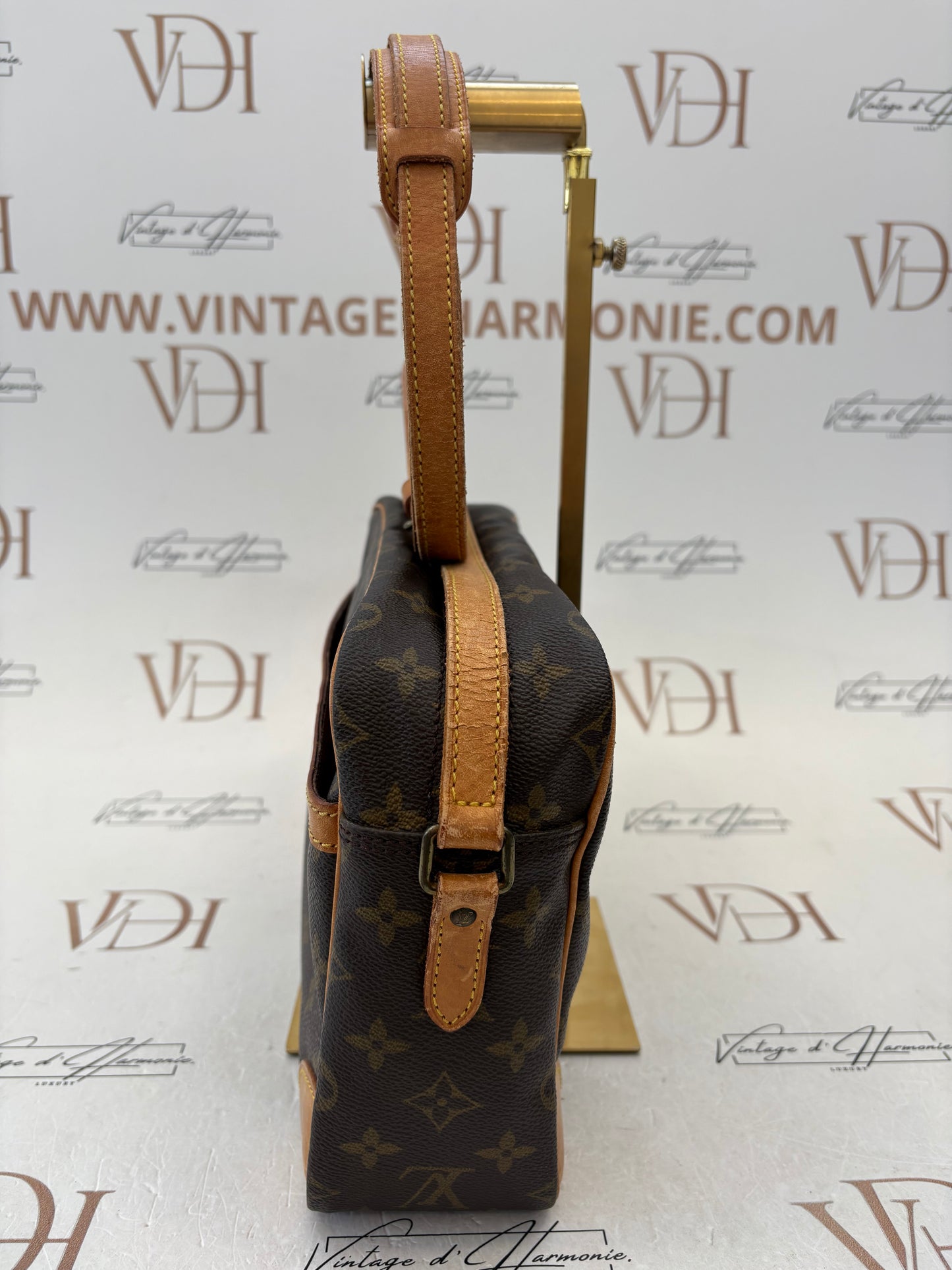 017902 - Louis Vuitton Trocadero 30
