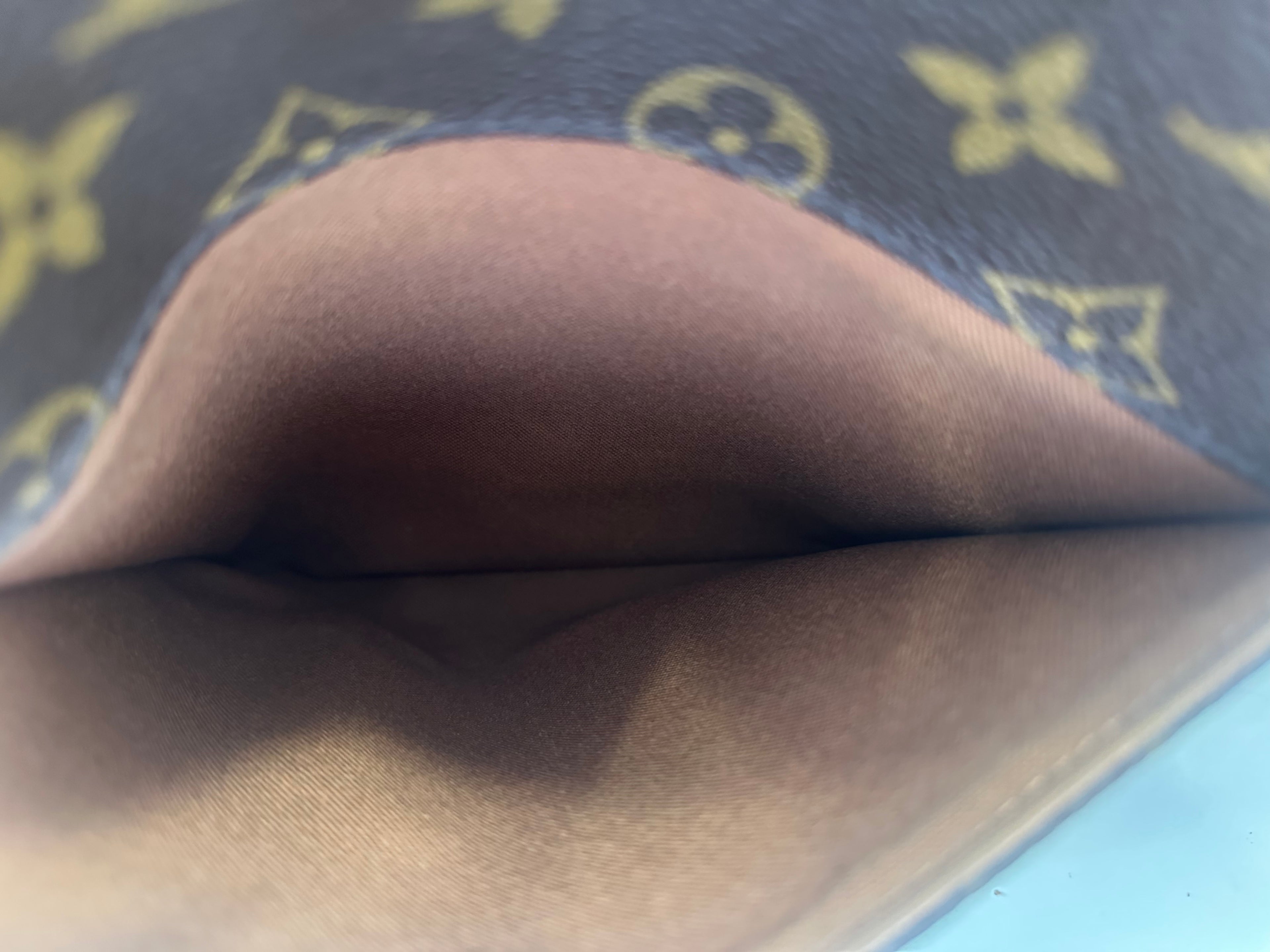 Louis Vuitton Abbesses