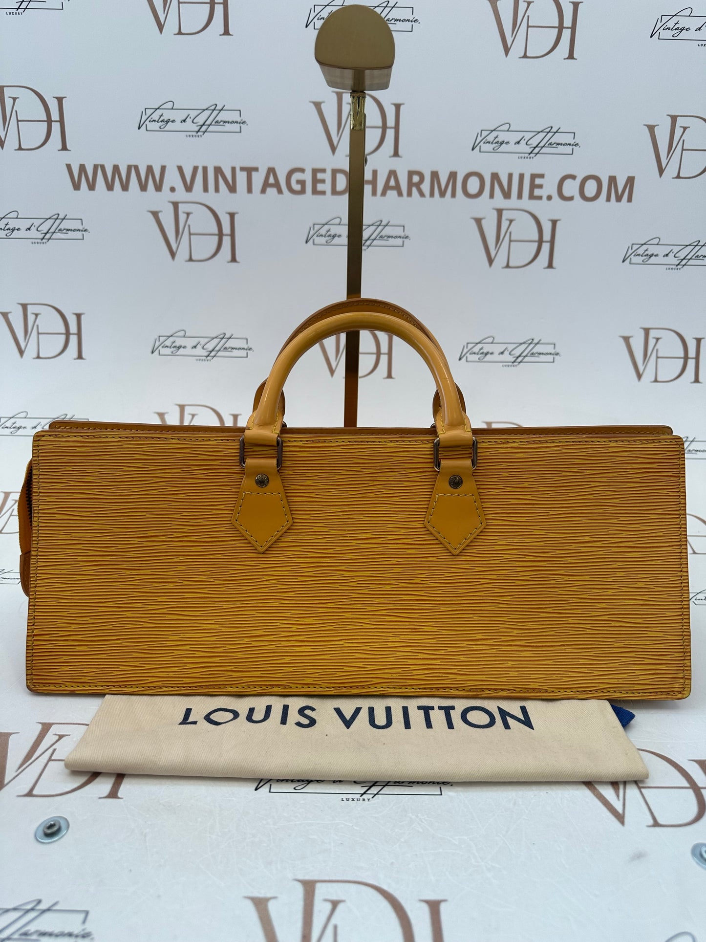 382499 - Louis Vuitton Sac Tringle