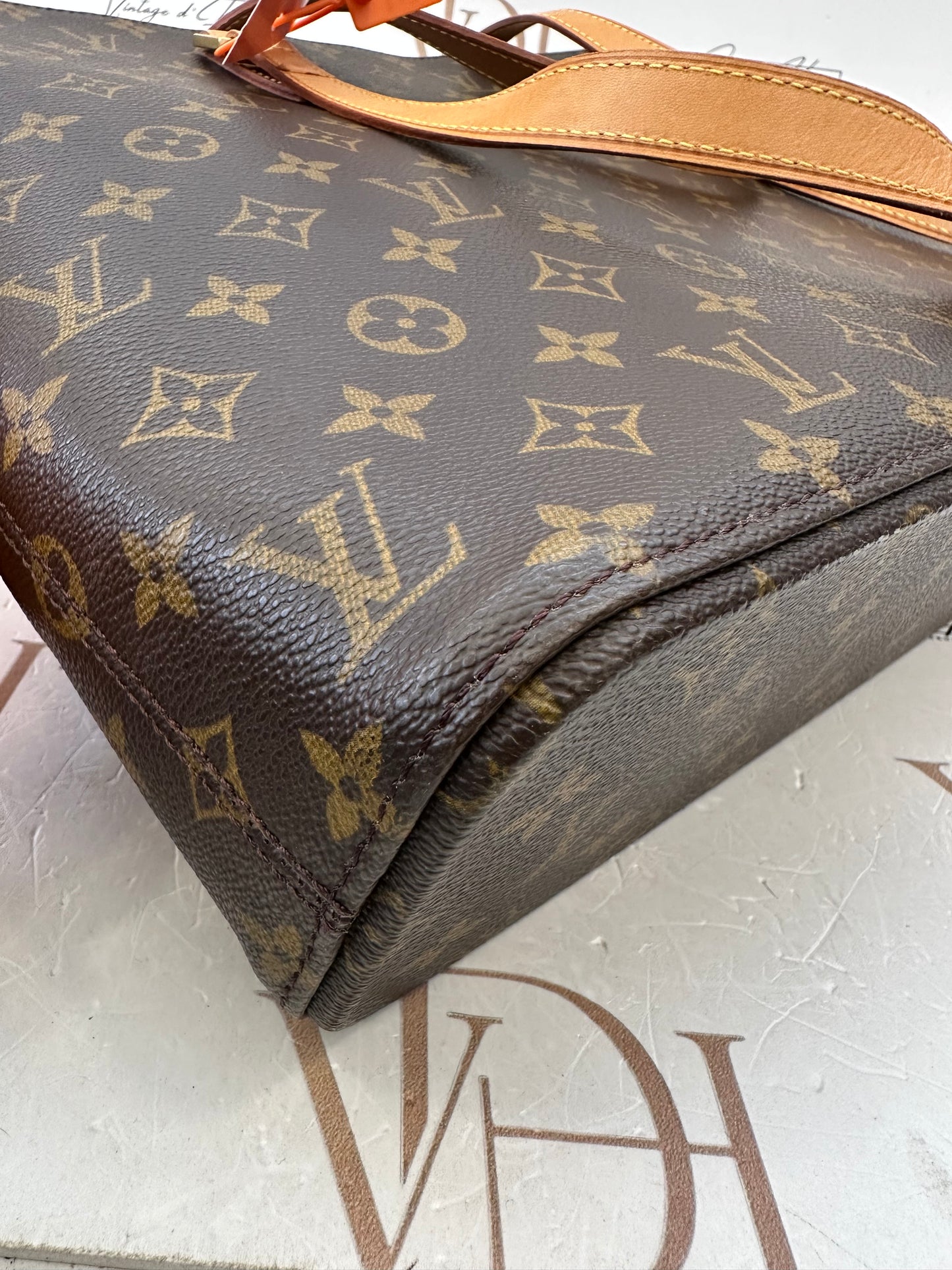 017864 - Louis Vuitton Luco